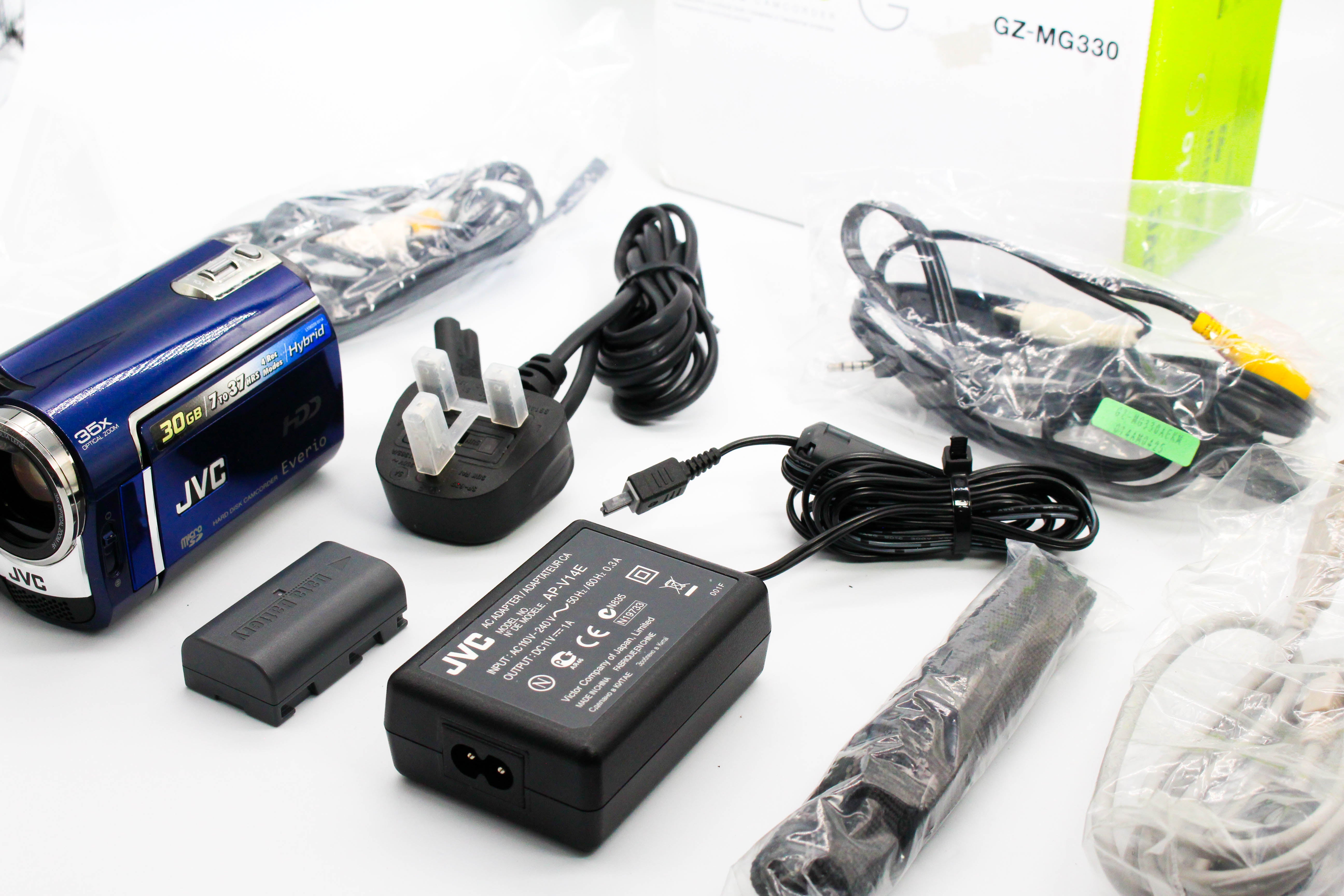 JVC Everio GZ-MG330 Video Handycam Camcorder Camera - Tested Bundle Excellent