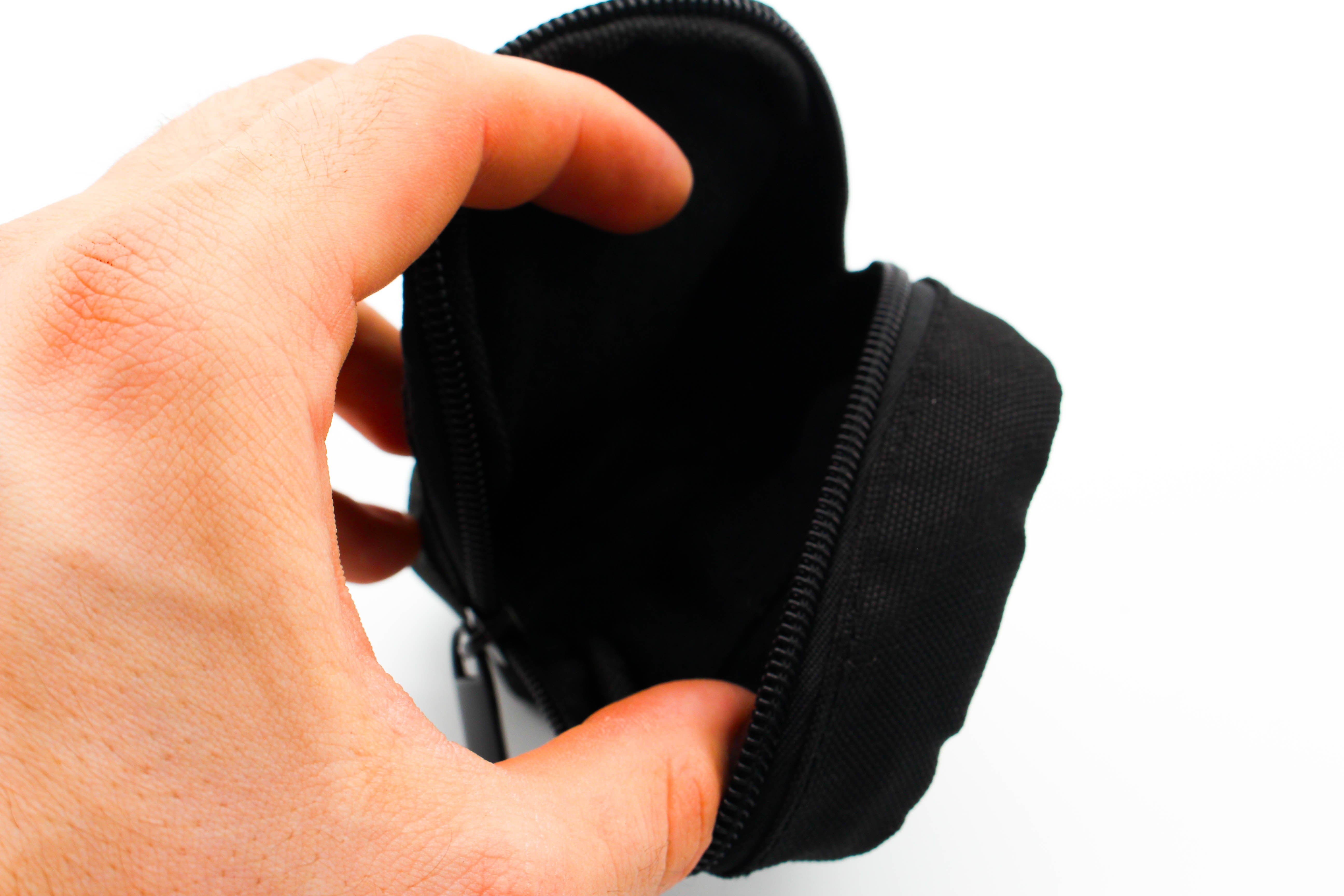 Unbranded Small Digicam Carry Pouch with Belt Loop For Digicam - Excellent