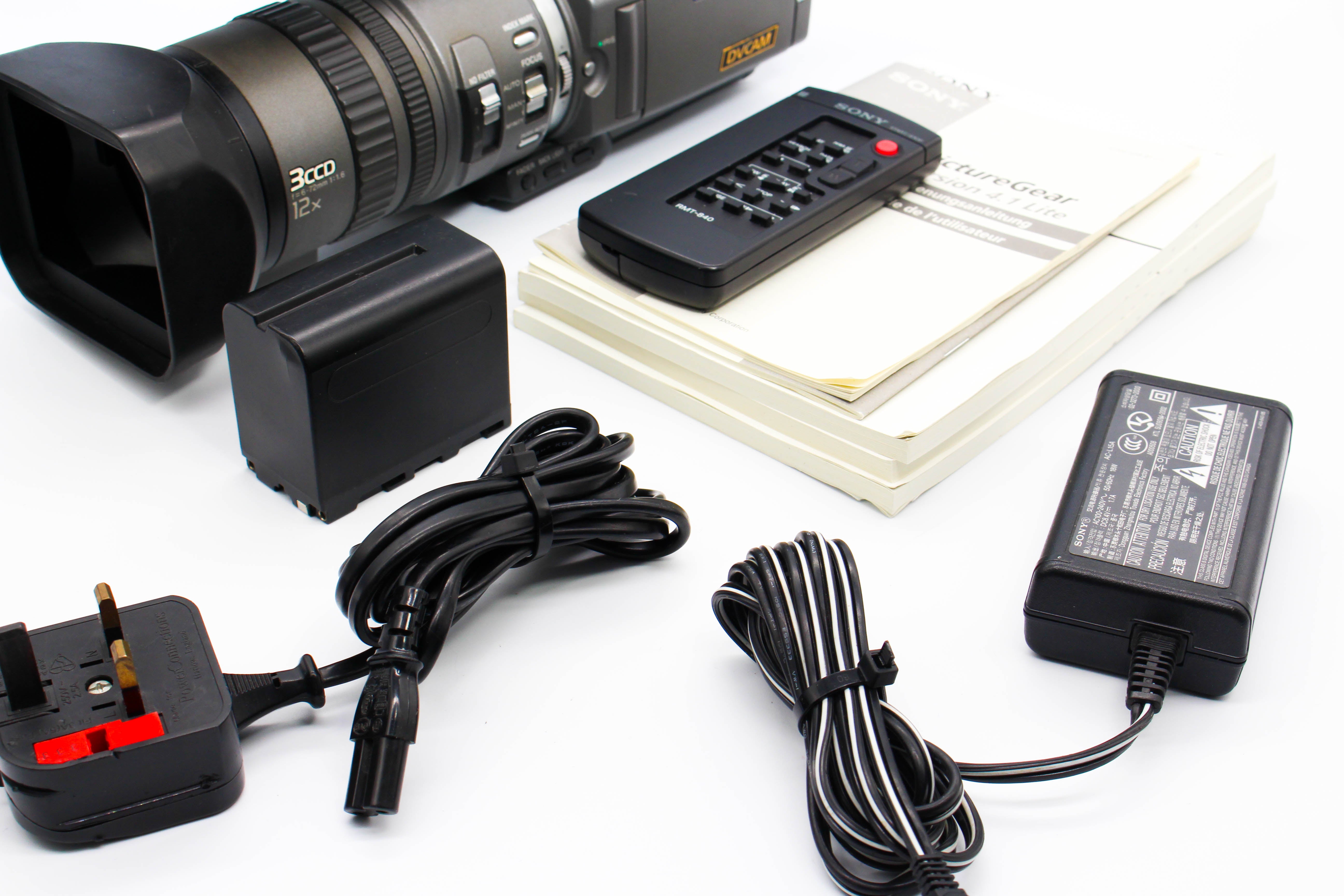 Sony DSR-PD150P MiniDV Digital Video Handycam Camcorder Camera - Tested Bundle