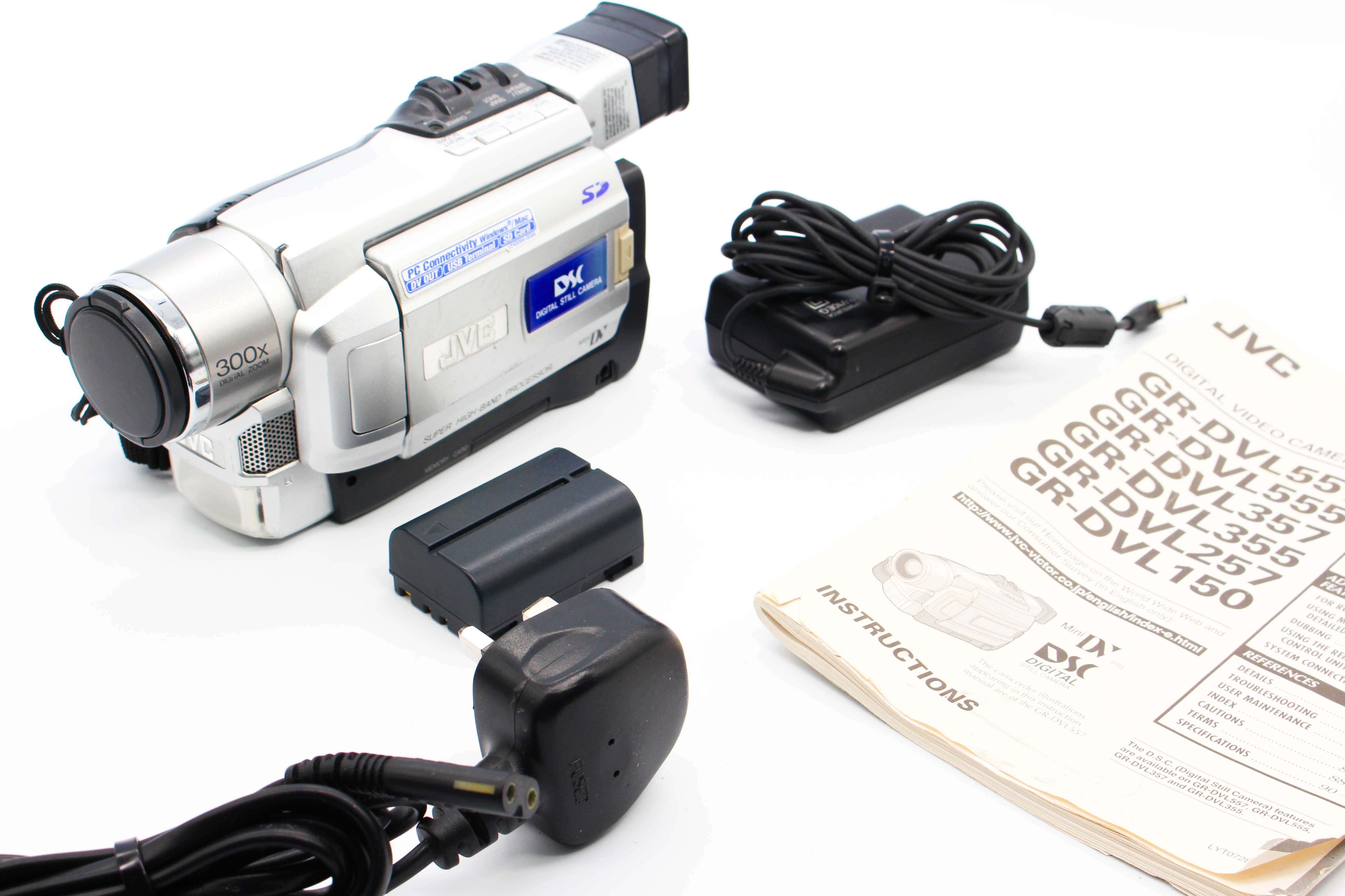 JVC GR-DVL355E MiniDV Digital Video Handycam Camcorder Camera - Tested Bundle