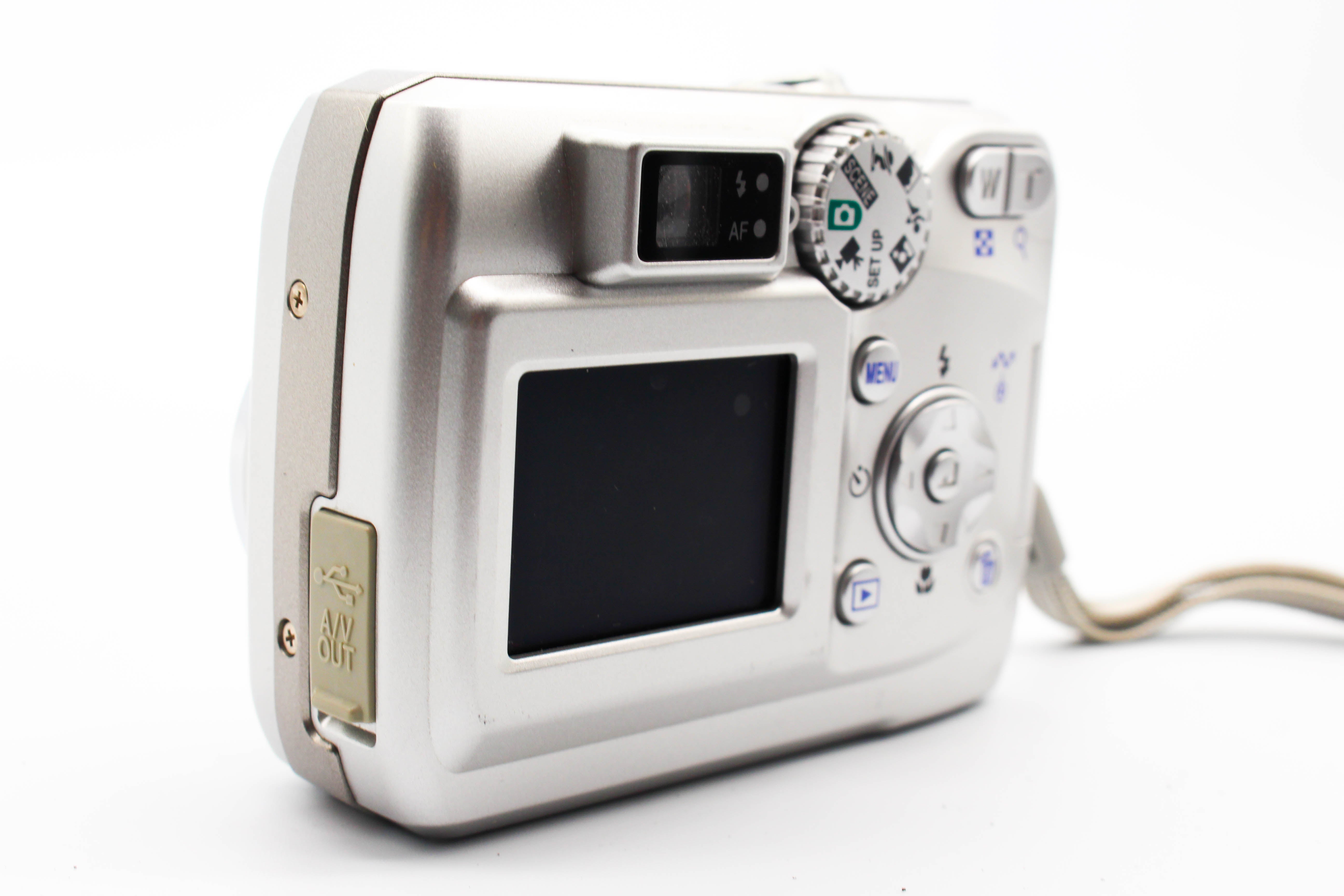 Nikon Coolpix 3200 Retro Photo Digital Camera Digicam - Tested Bundle Excellent