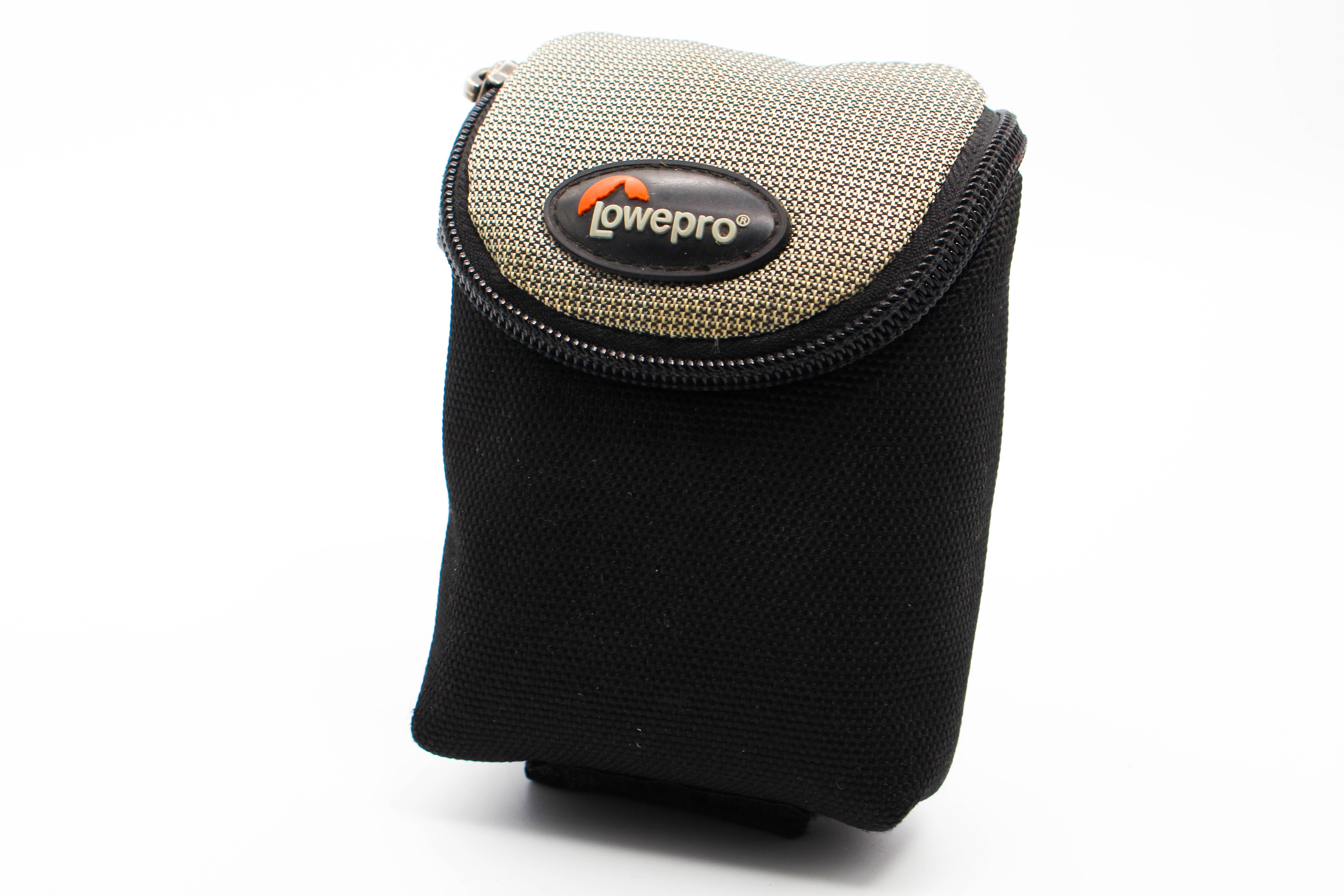 Lowepro Small Digicam Carry Pouch with Belt Loop For Digicam Camera Bag - Excellent