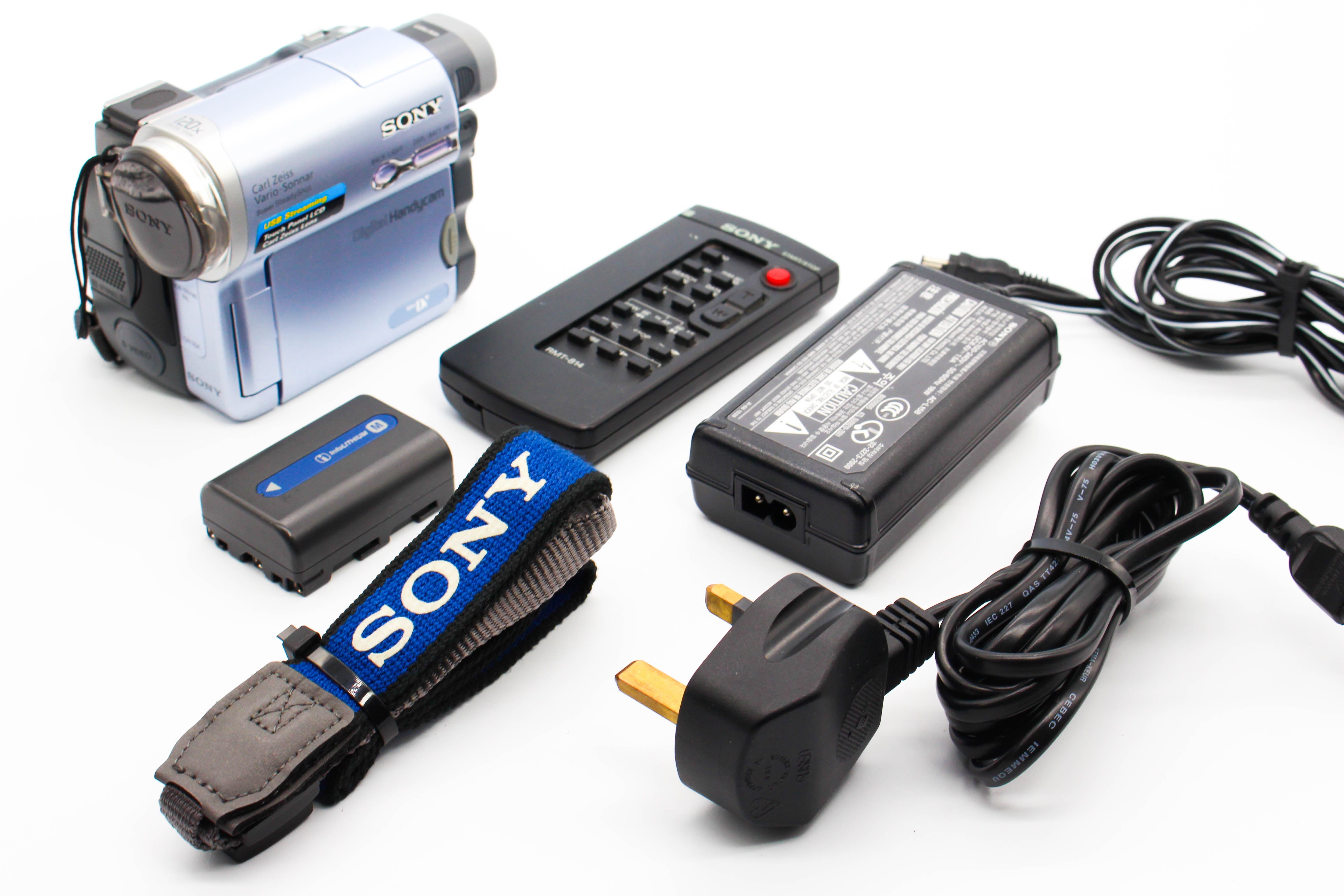 Sony DCR-TRV14E MiniDV Handycam Camcorder Digital Video Camera - Tested Bundle Excellent
