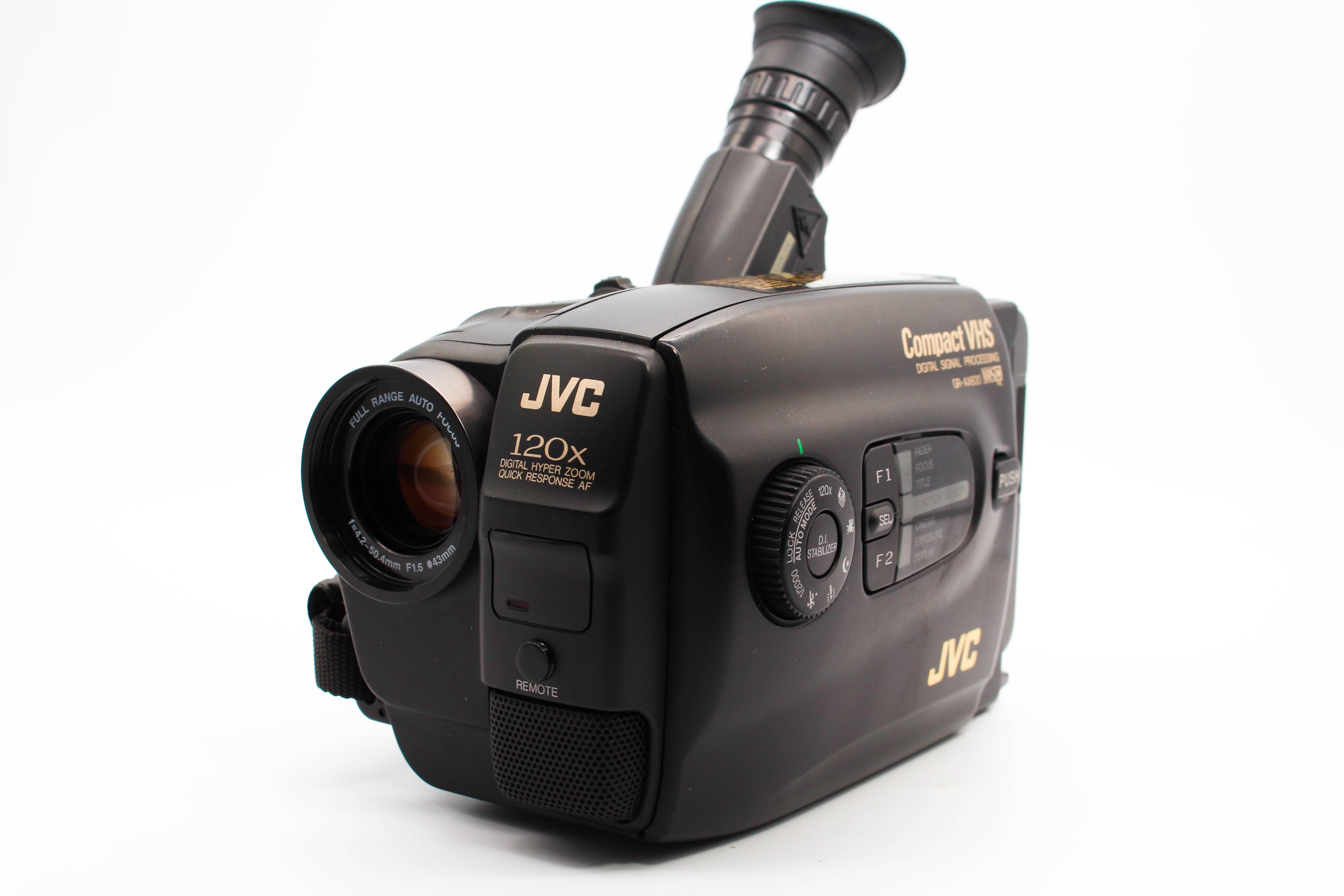 JVC GR-AX600E VHS-C Video Handycam Camcorder Camera - Tested Bundle Excellent