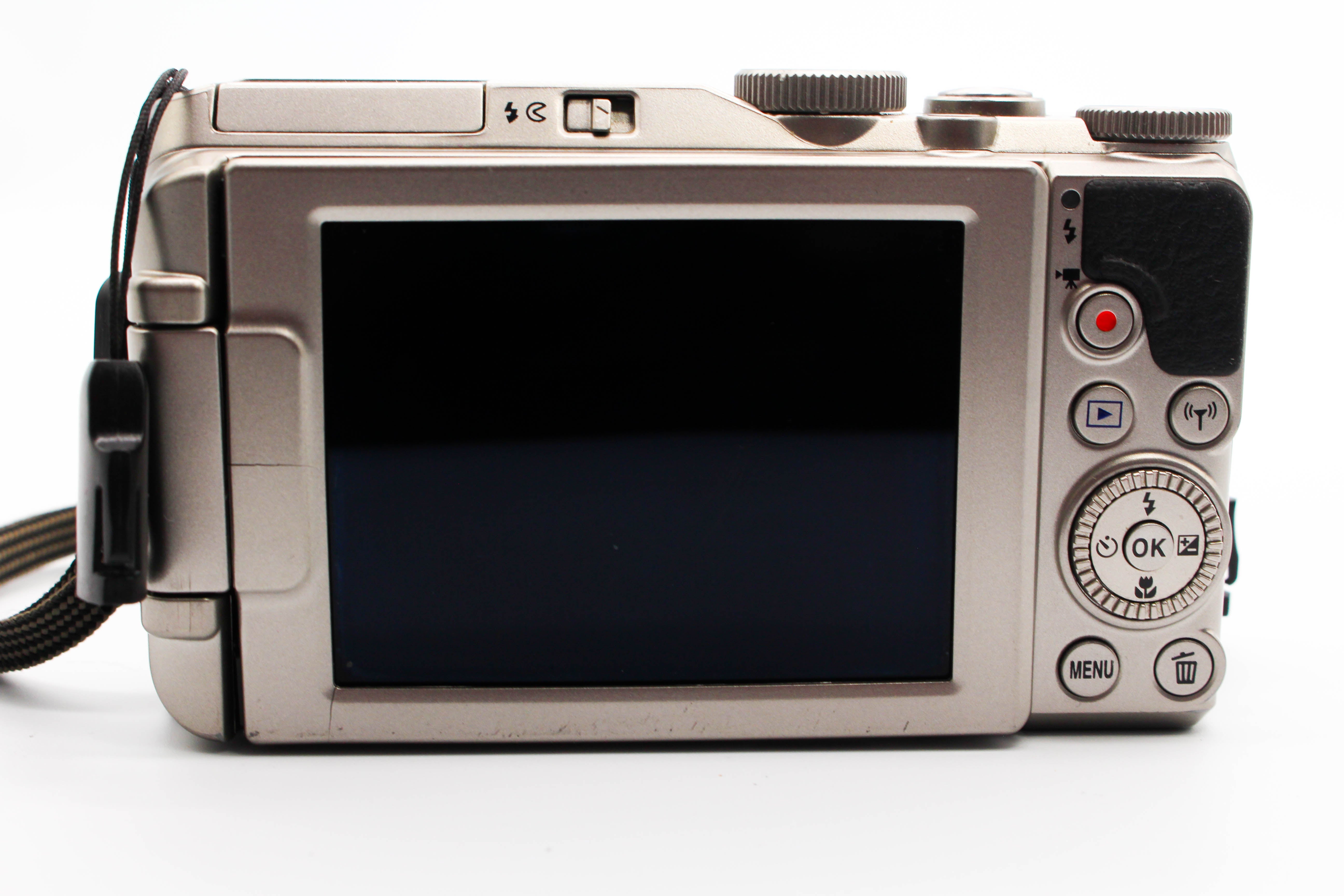 Nikon Coolpix S9900 Premium Photo Digital Camera Digicam - Tested Bundle Excellent
