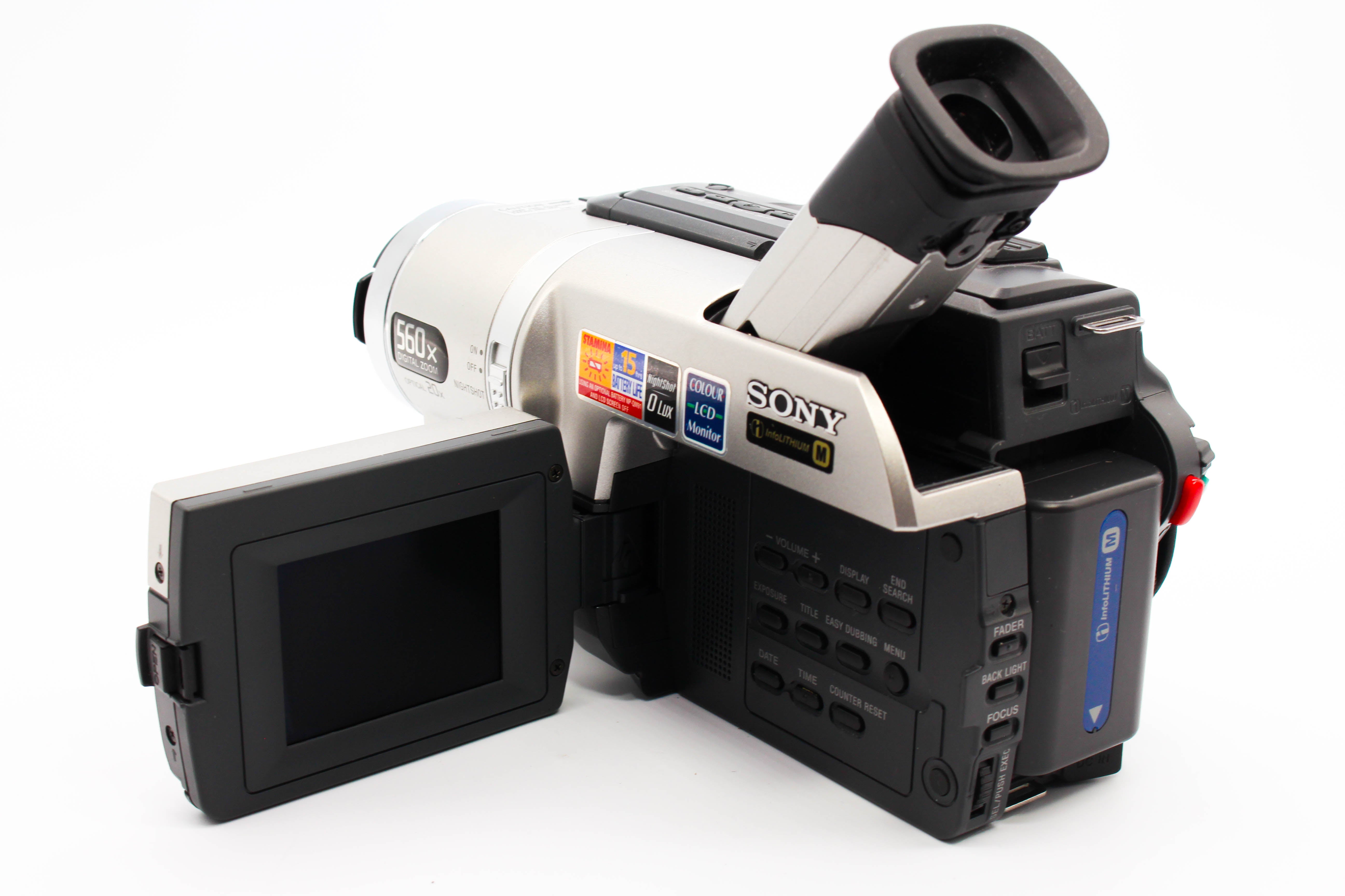 Sony CCD-TRV208E Hi8 8mm Digital Video Handycam Camcorder Camera - Tested Bundle Excellent