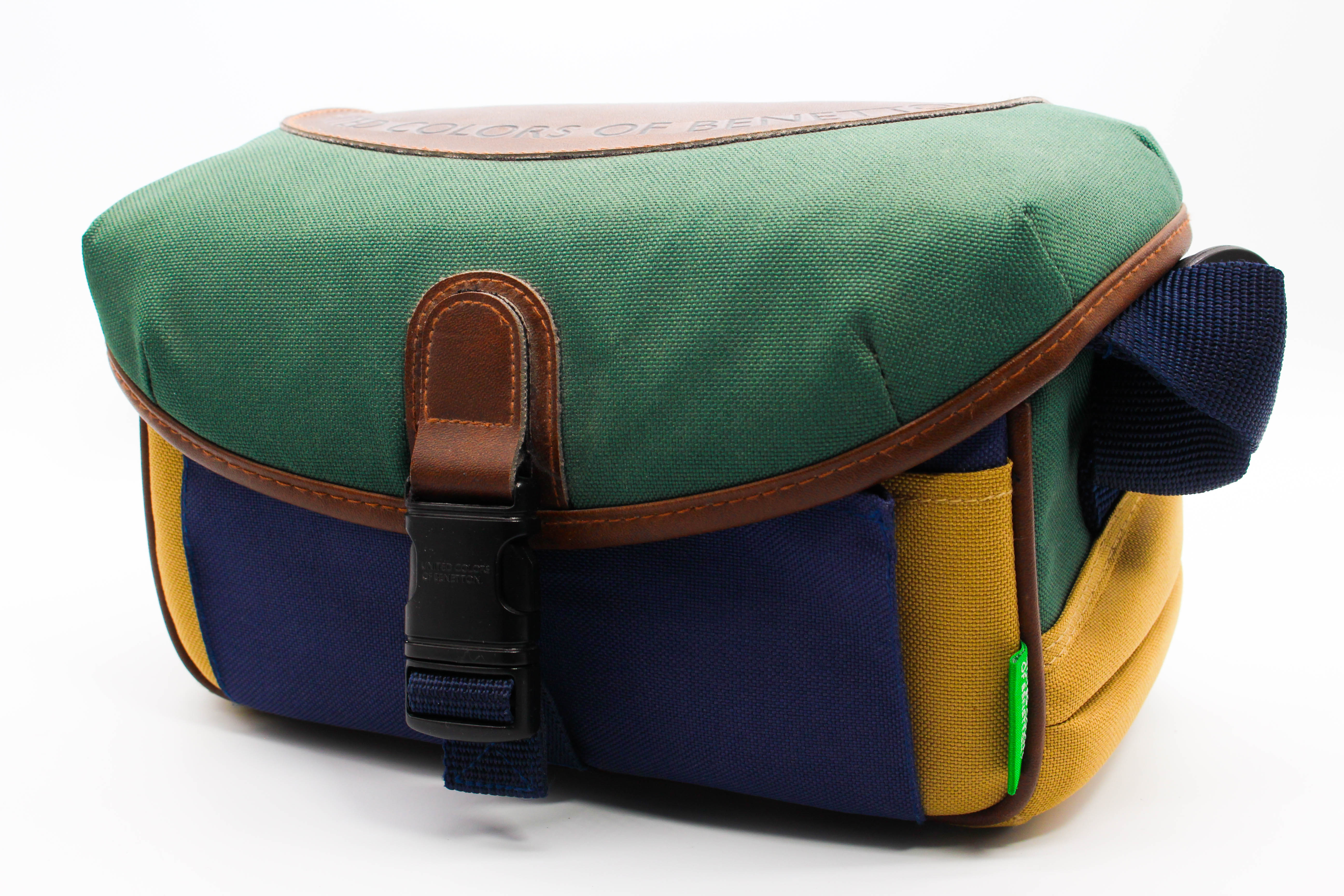 United Colors of Benetton Camera Shoulder Carry Bag With Shoulder Strap For Camcorder Camera DSLR Drone - Excellent