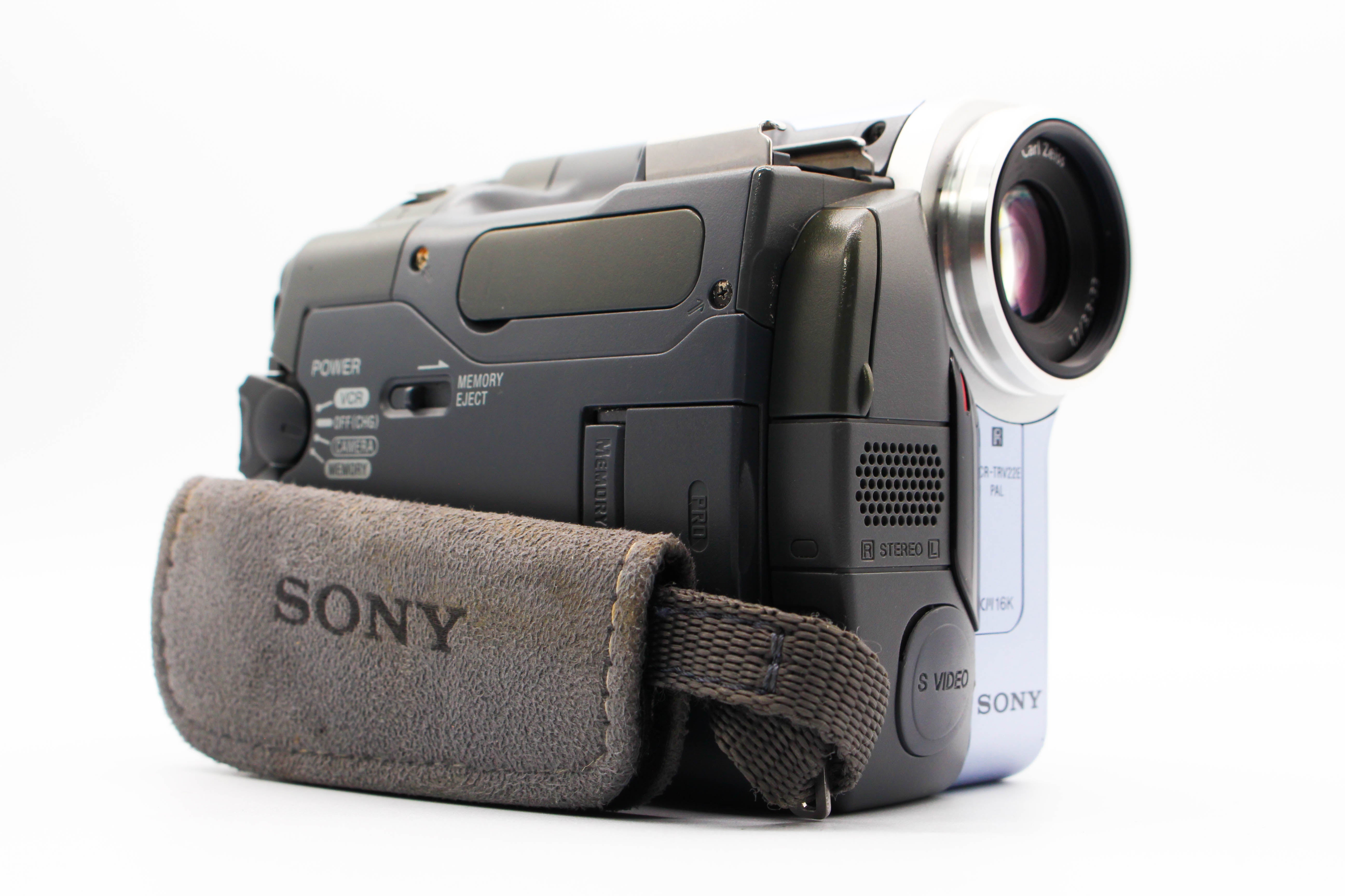 Sony DCR-TRV22E MiniDV Handycam Digital Video Camera Camcorder - Tested Bundle Excellent