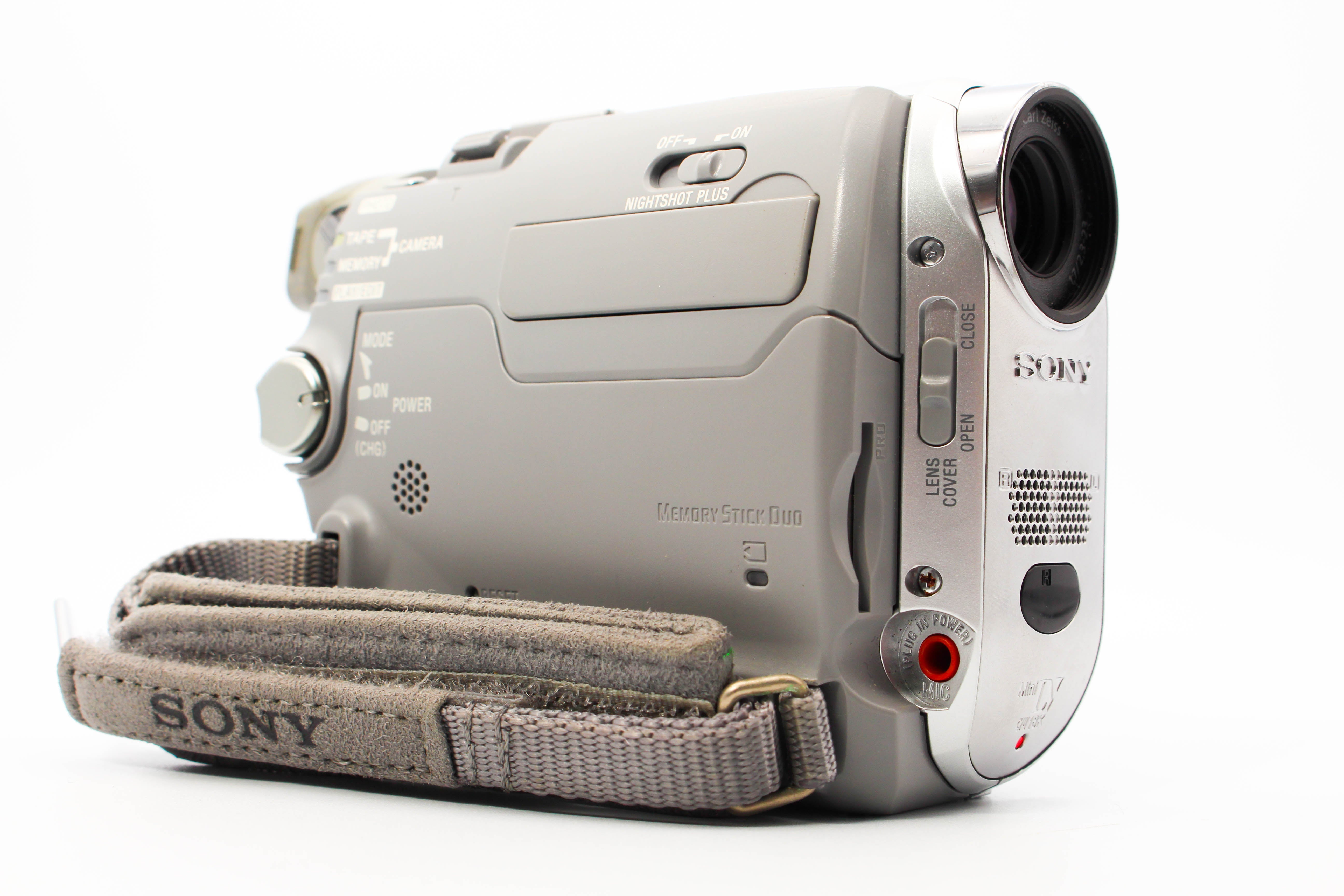 Sony DCR-HC30E MiniDV Handycam Digital Video Camera Camcorder - Tested Bundle Excellent