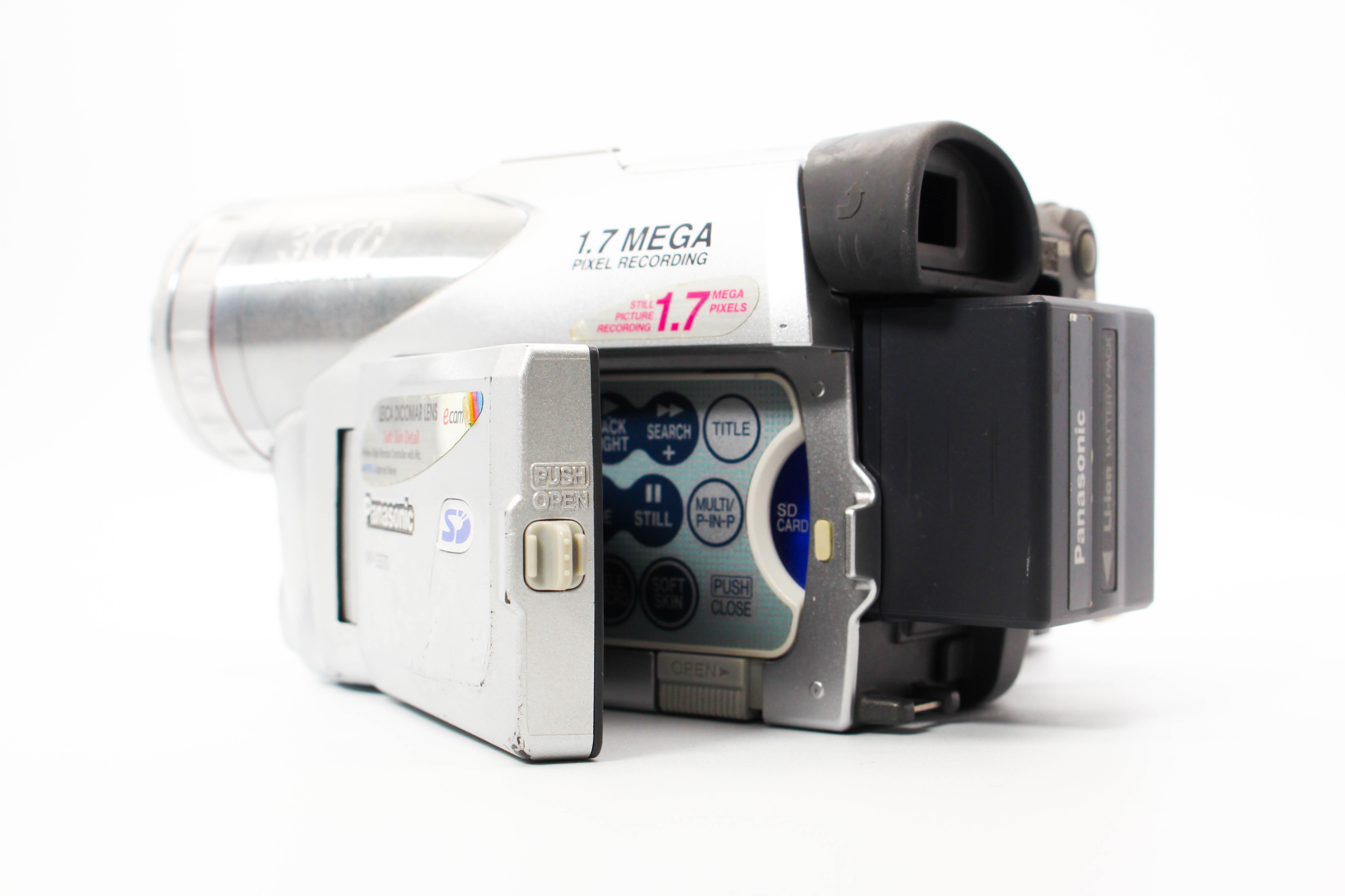 Panasonic NV-GS70 MiniDV Handycam Digital Video Camera Camcorder Tested Bundle Good