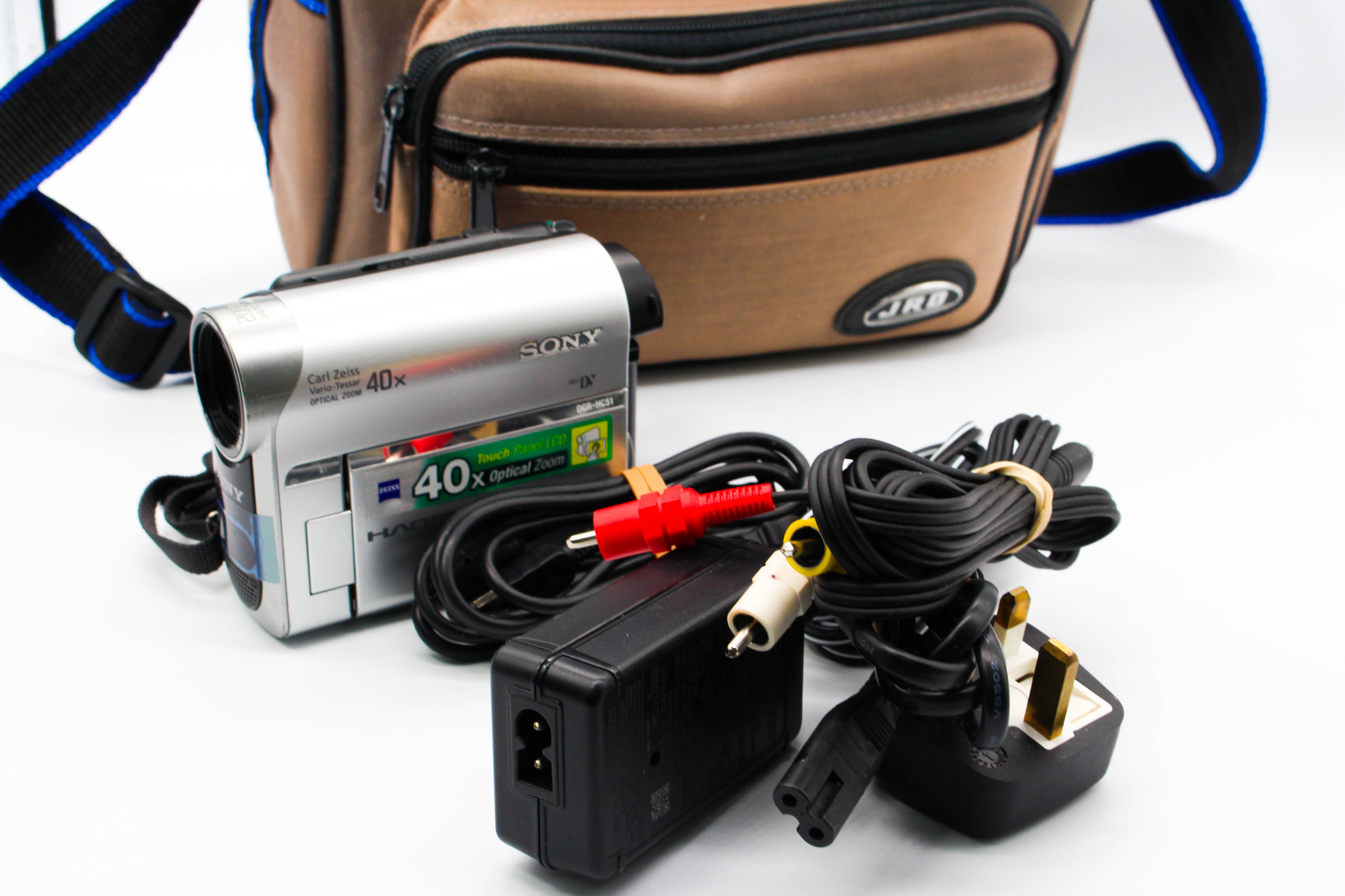 Sony DCR-HC51E MiniDV Handycam Digital Video Camera Camcorder - Tested Bundle Excellent