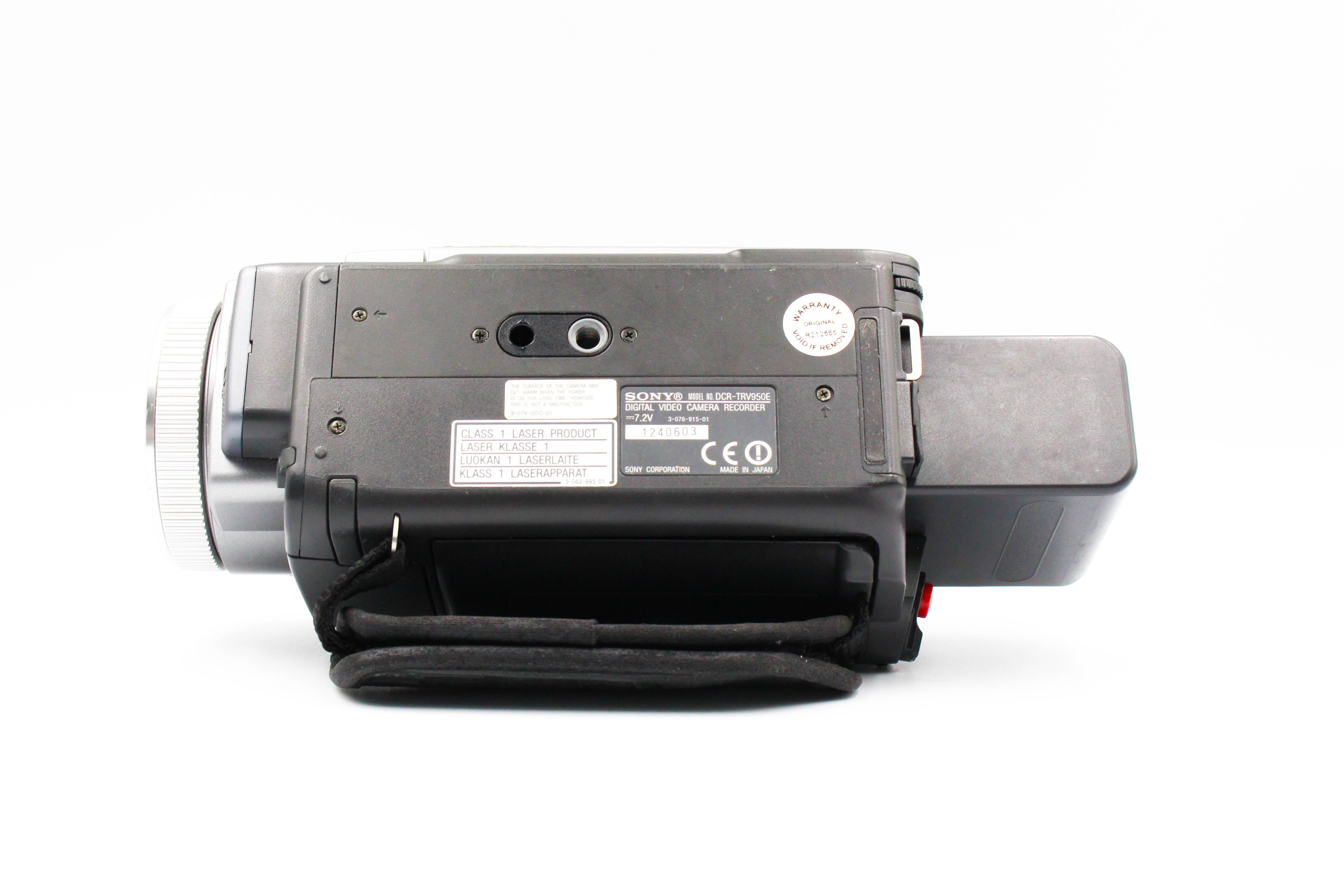 Sony DCR-TRV950E MiniDV Tape Digital Video Camera Camcorder