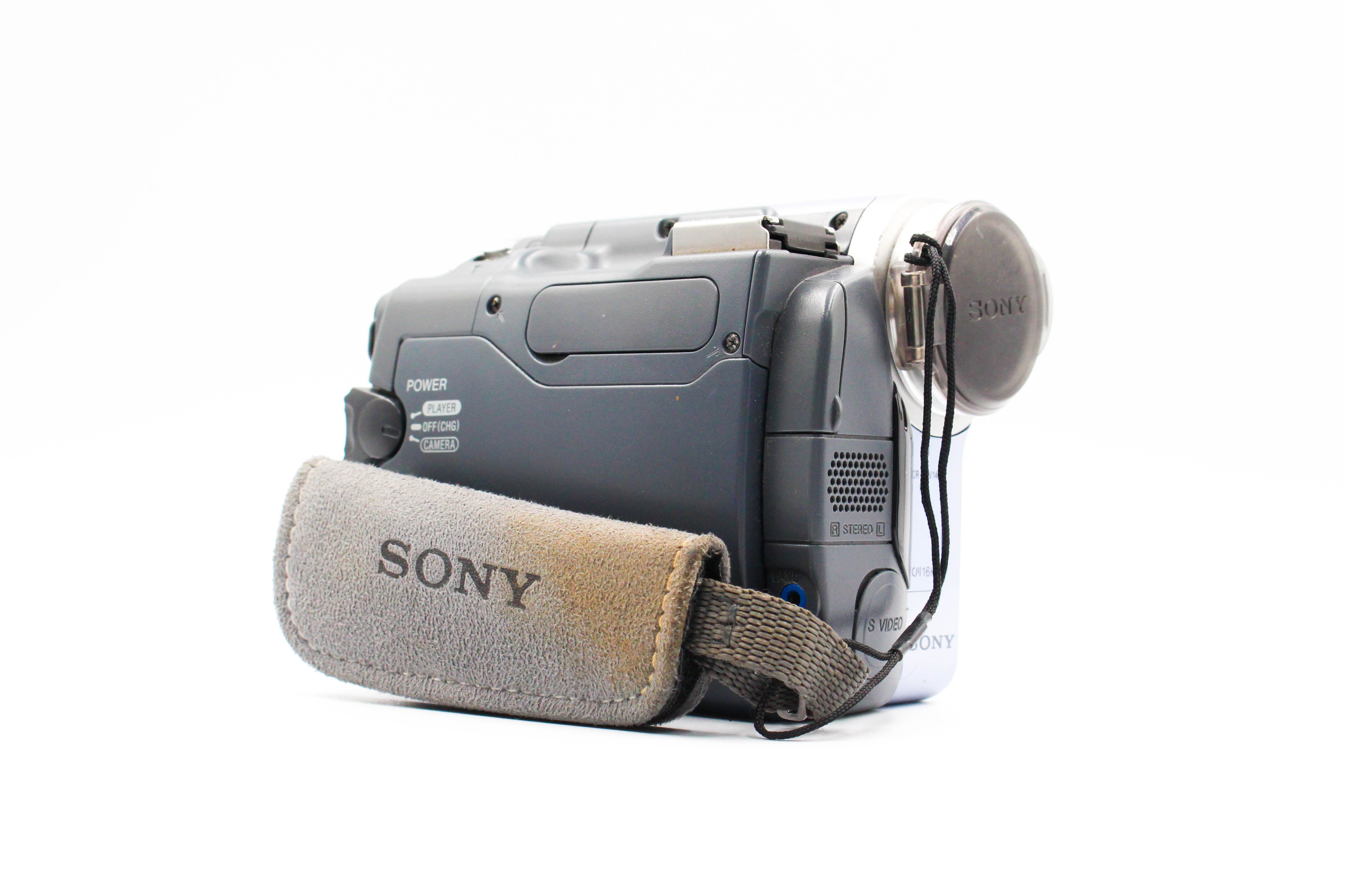Sony DCR-TRV14E MiniDV Tape Digital Video Camcorder Camera - Tested Bundle Excellent