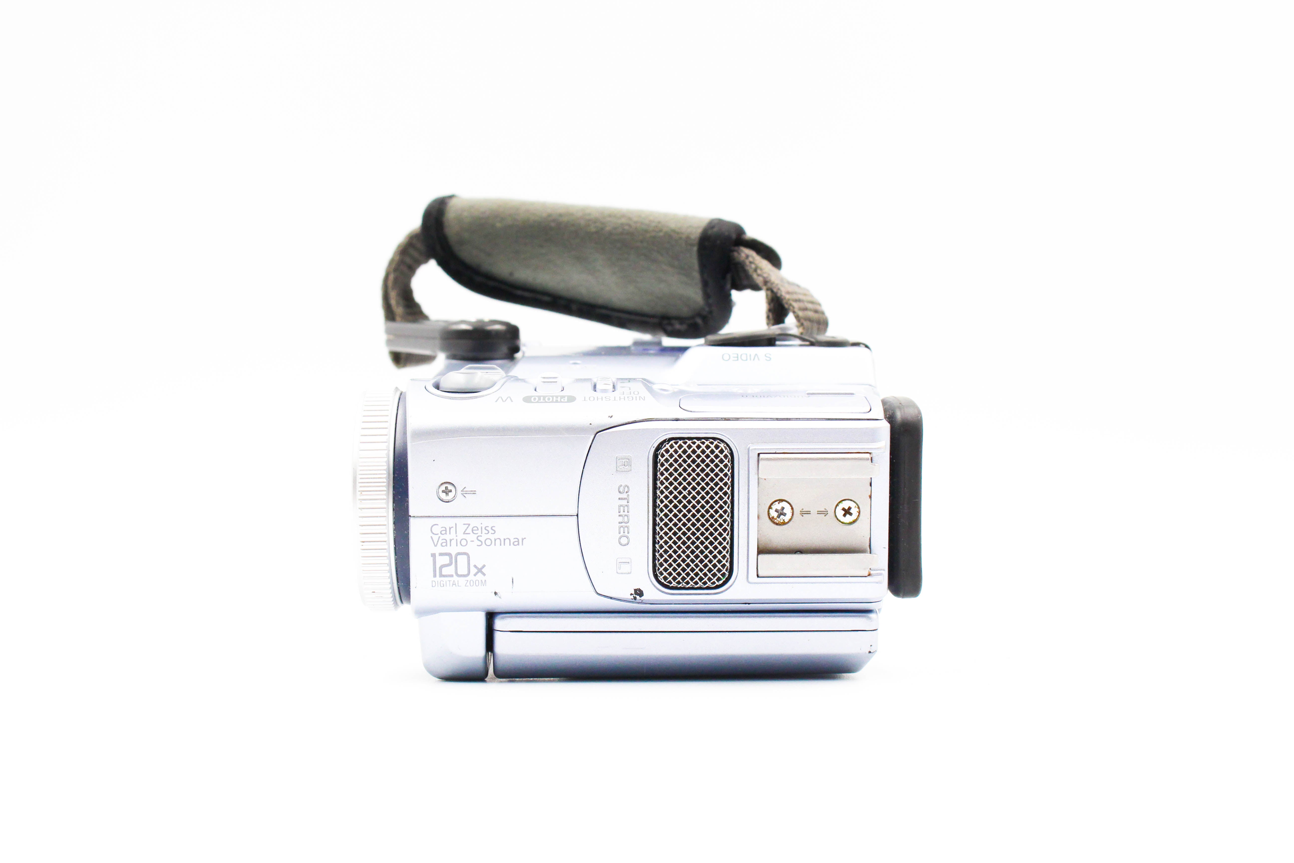 Sony DCR-PC9E MiniDV Tape Digital Video Camcorder Camera