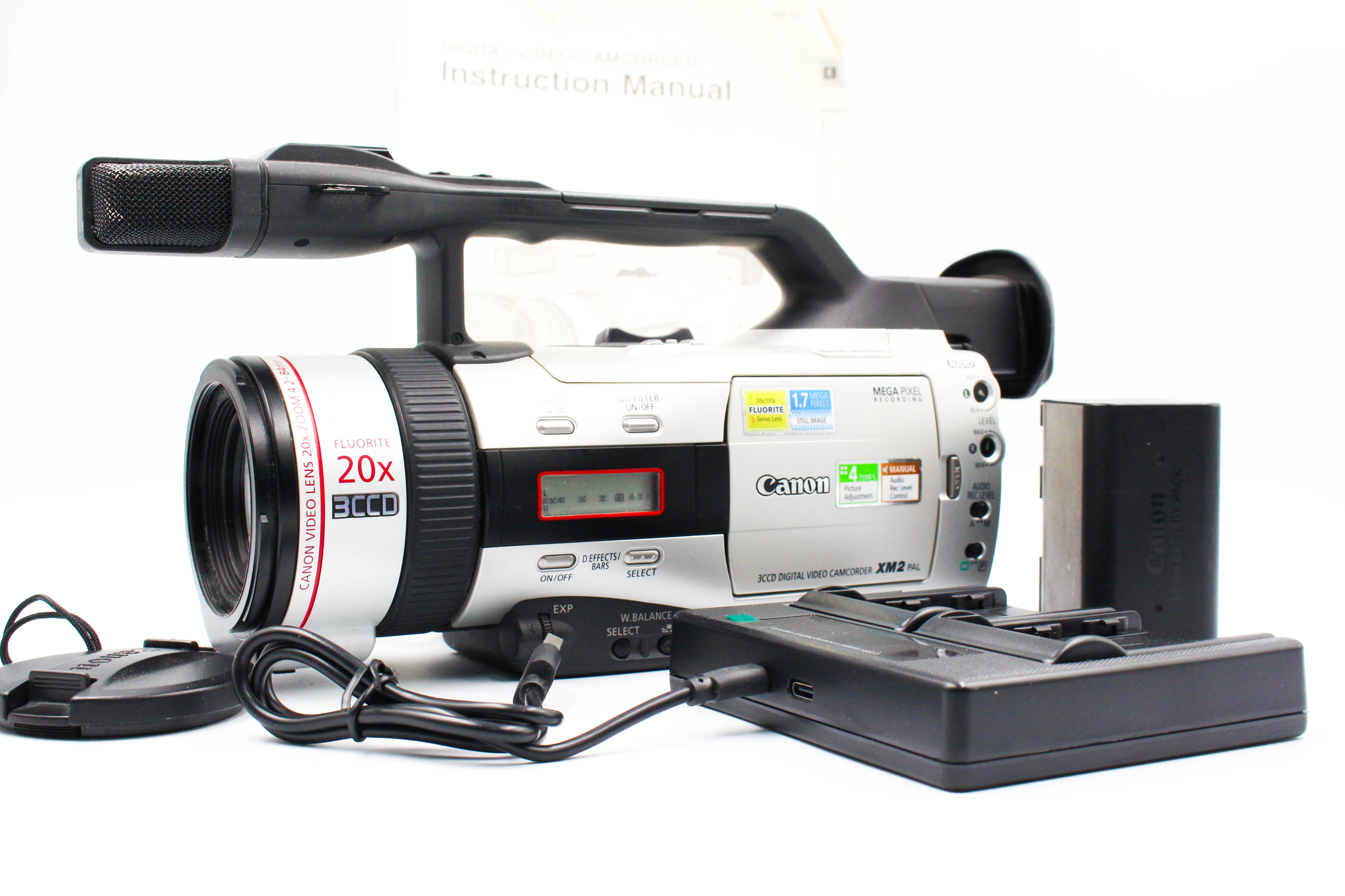 Canon DM-XM2 MiniDV Tape Digital Video Camera Camcorder