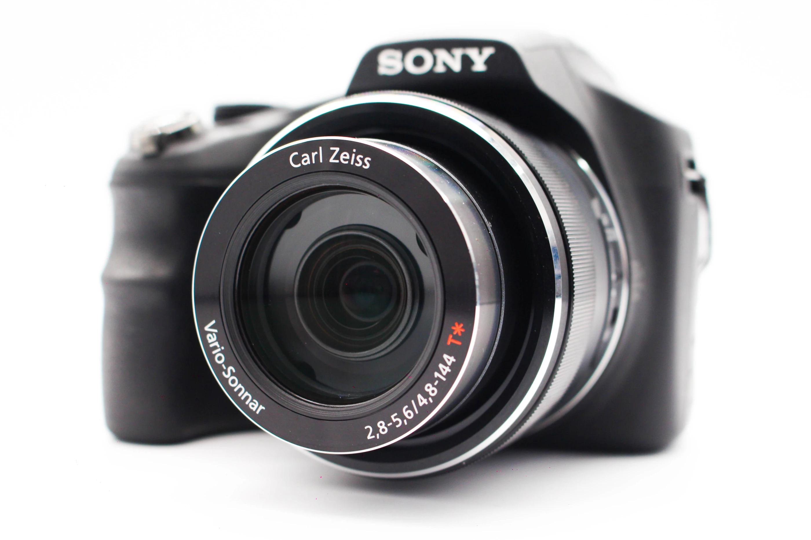 Sony Cyber-Shot DSC-HX200 - Image 1 | SDS