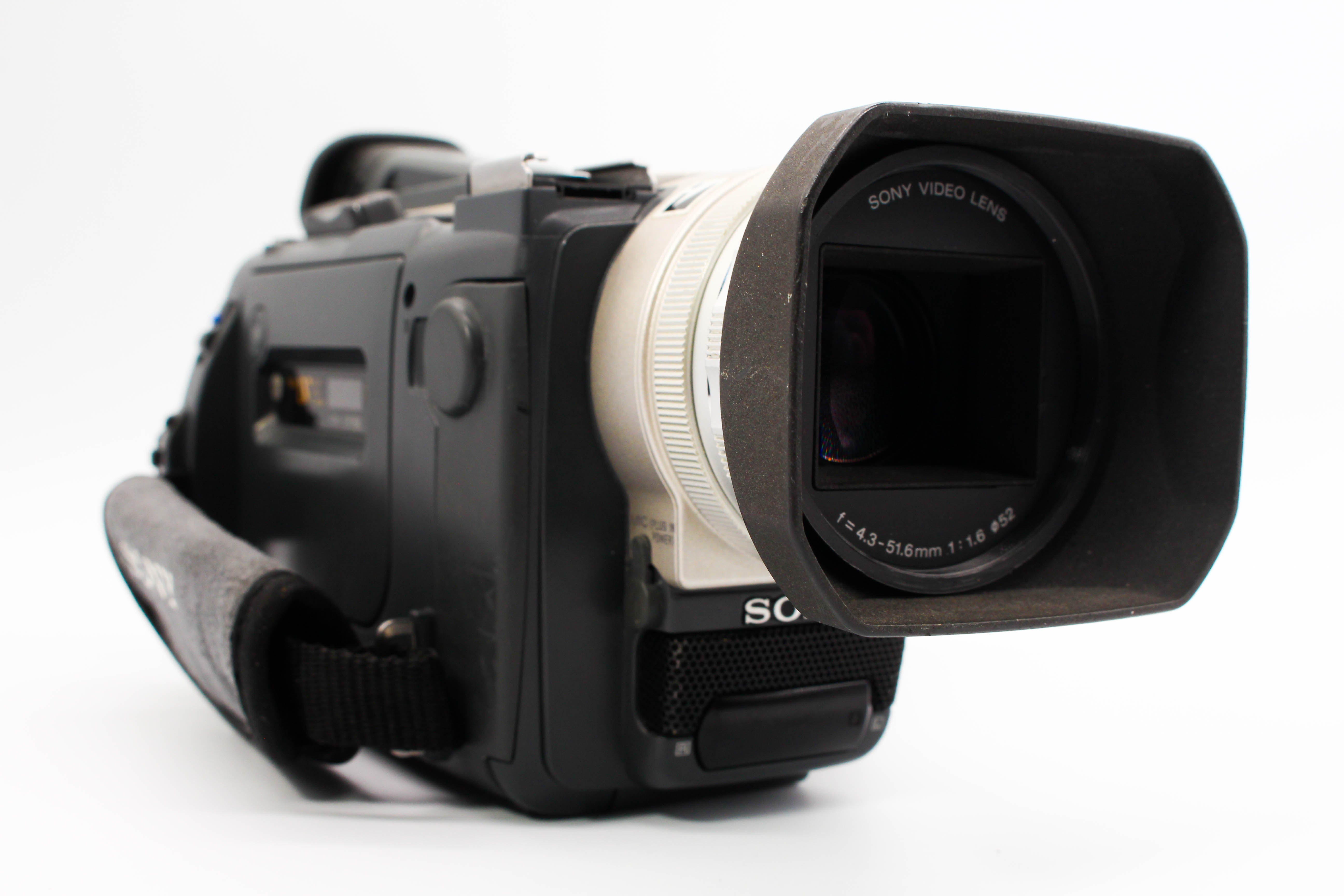 Sony DCR-TRV900E MiniDV Video Handycam Camcorder Camera - Tested Bundle Excellent Rare