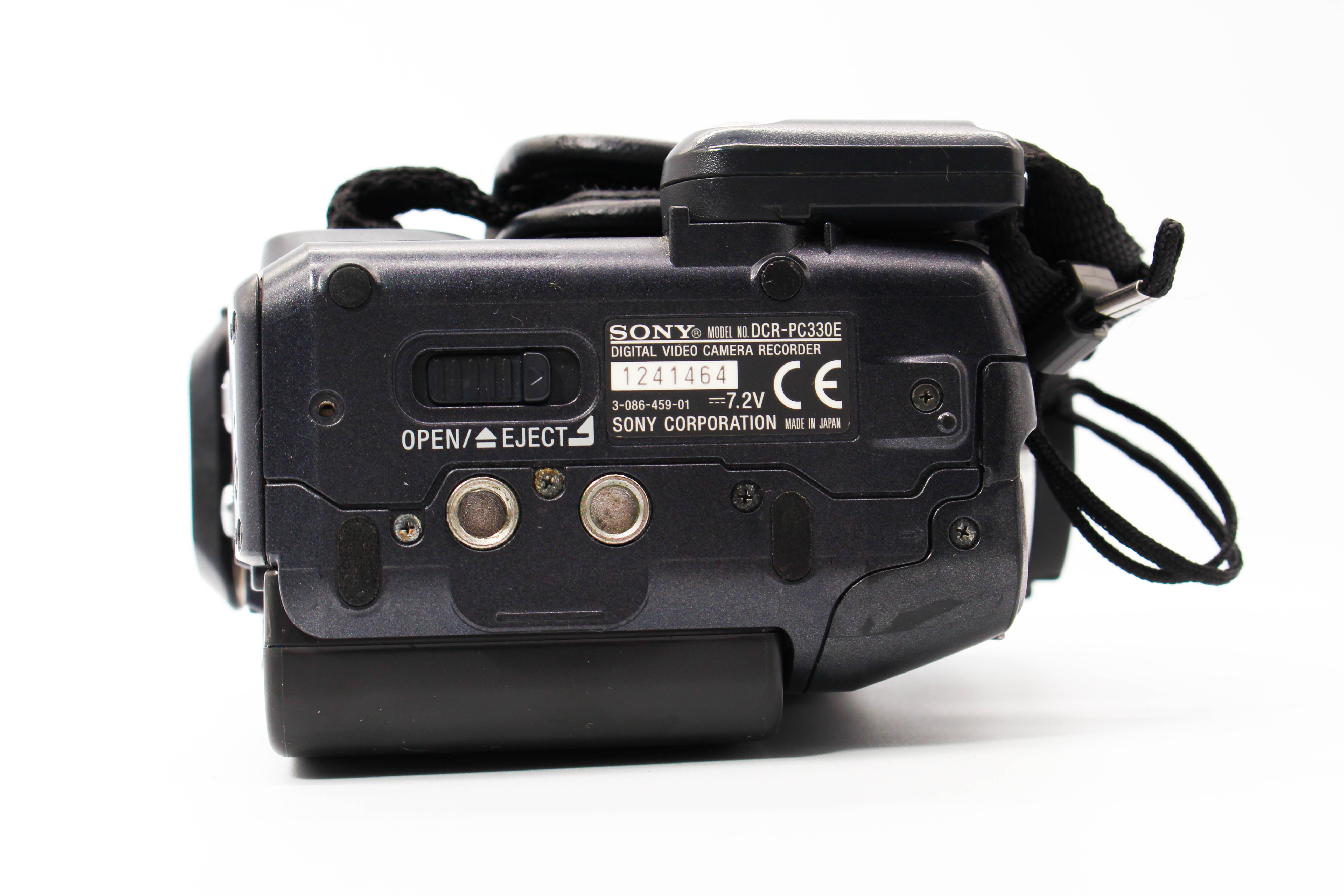 Sony DCR-PC330E MiniDV Handycam Digital Video Camcorder - Tested Bundle Excellent