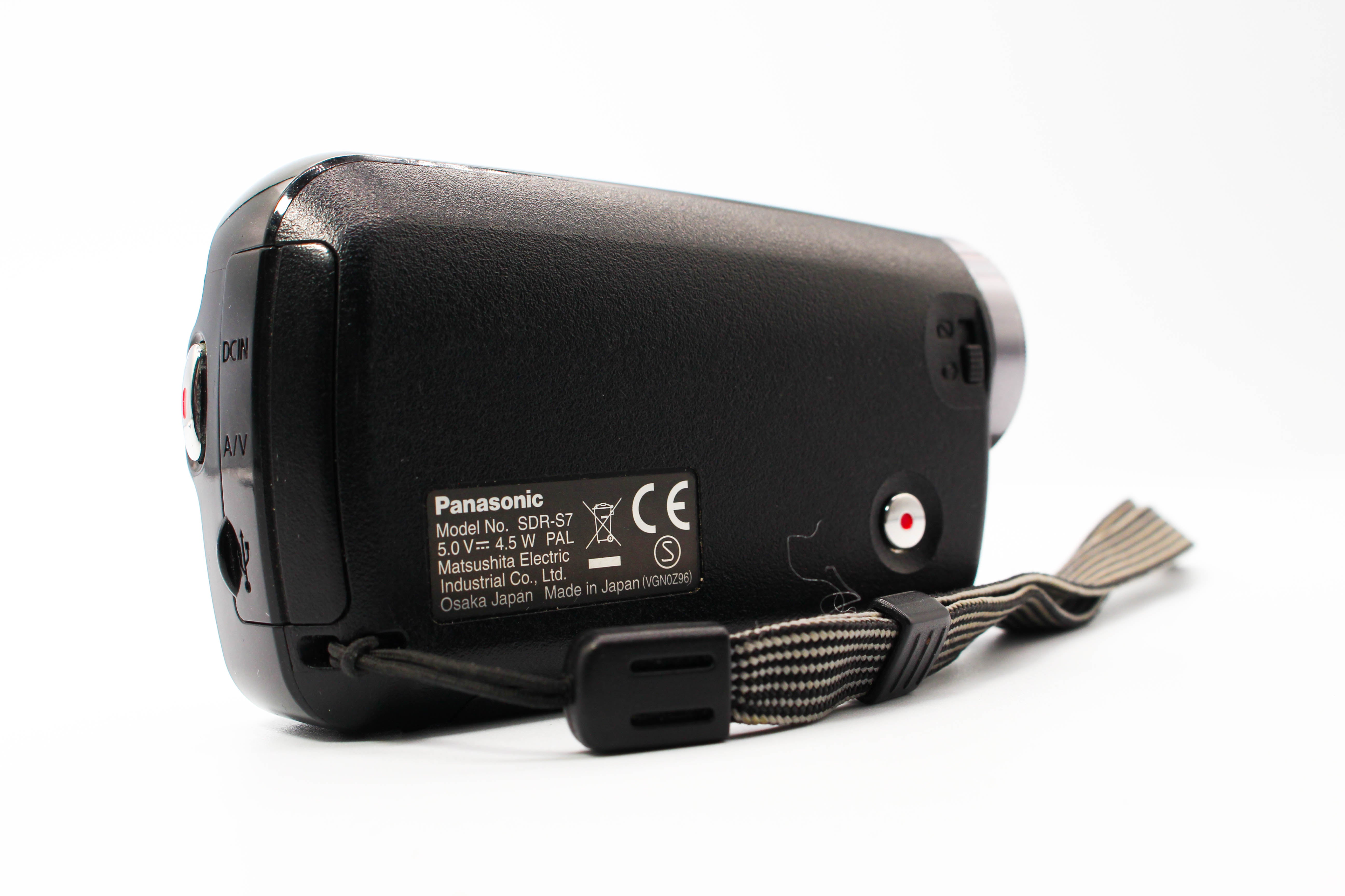 Panasonic SDR-S7 HD SD Card Digital Video Camcorder - Tested Bundle Excellent
