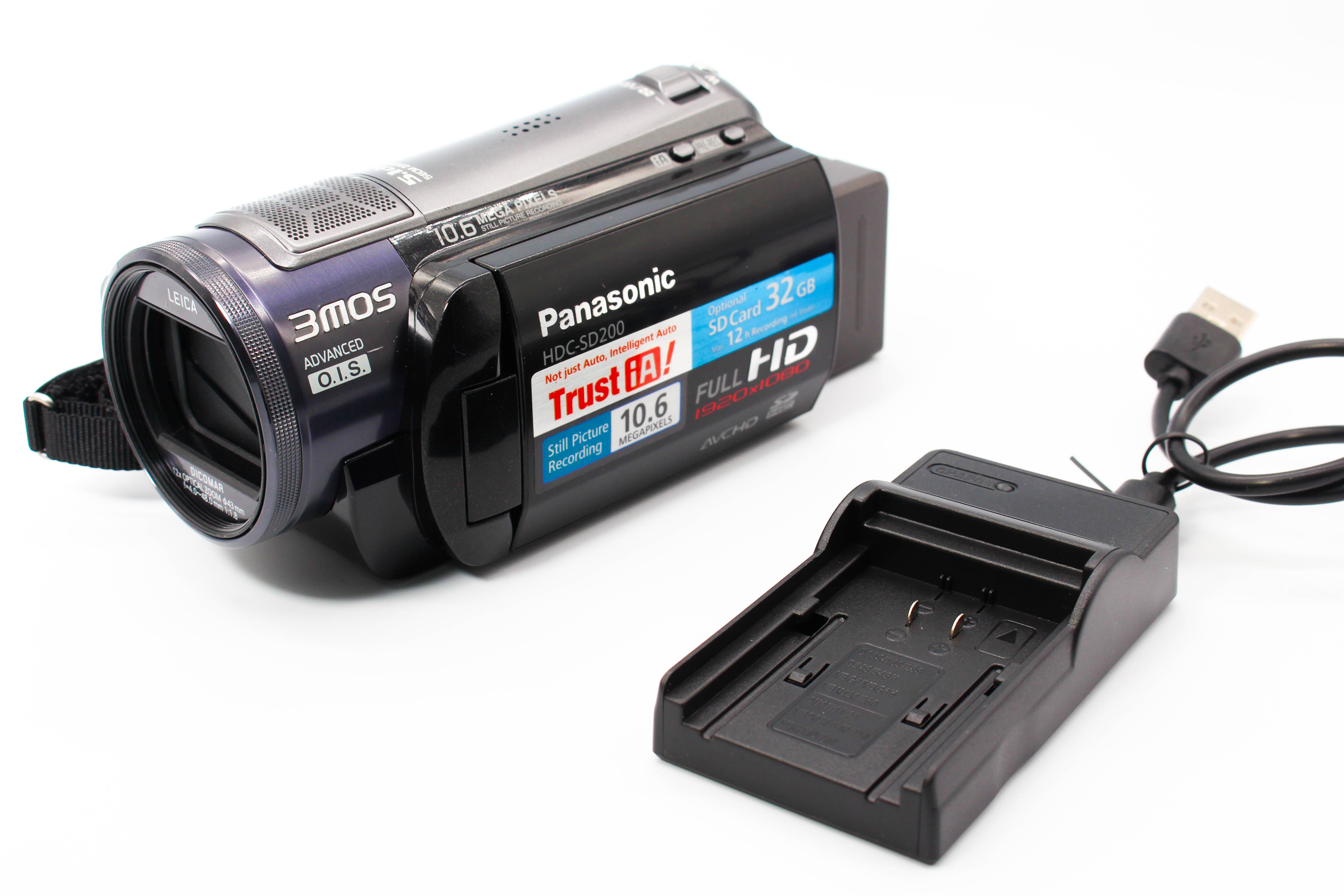 Panasonic HDC-SD200 SD Card Digital Video Camcorder - Tested Bundle Excellent