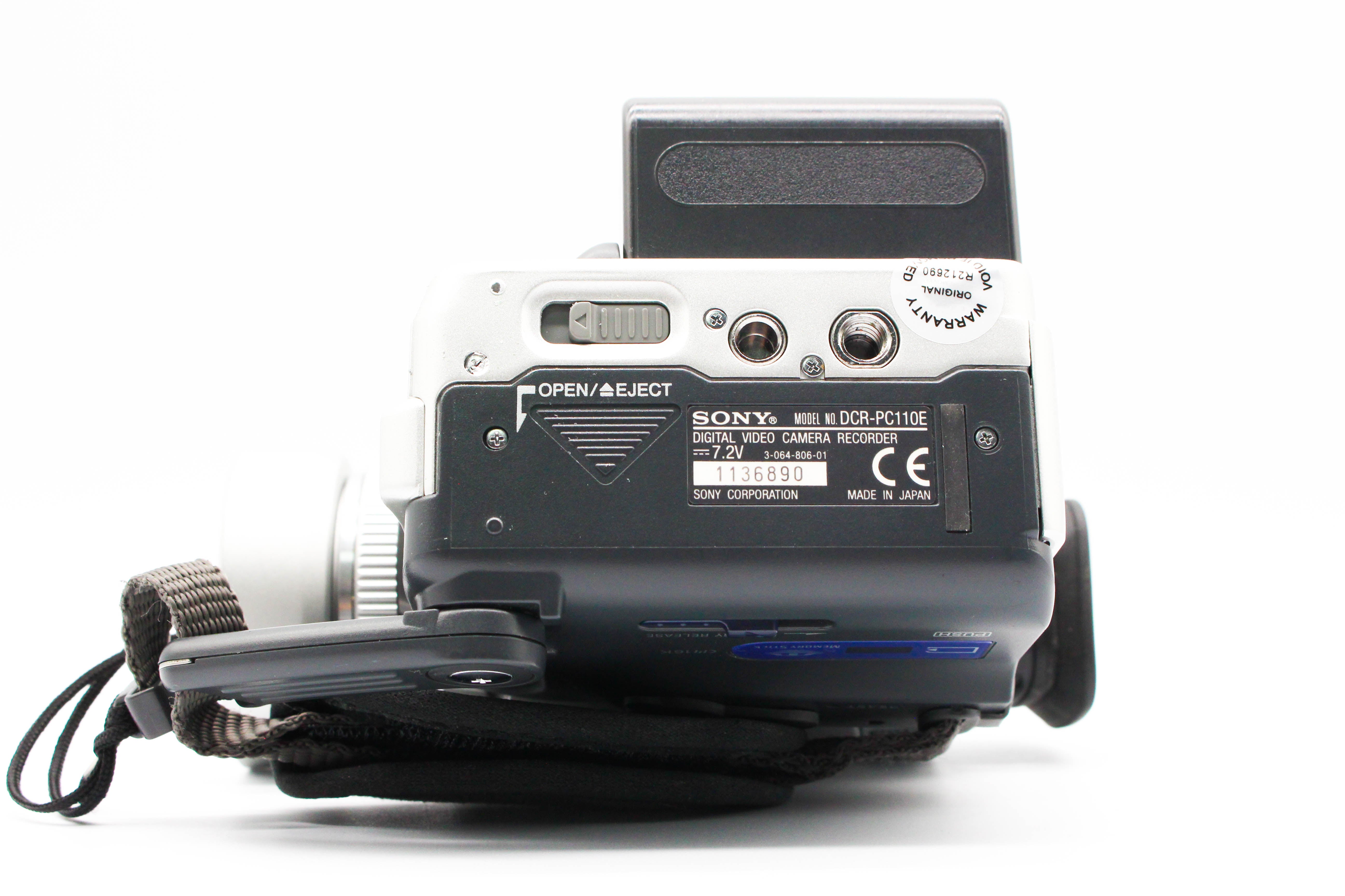 Sony DCR-PC110E MiniDV Handycam Digital Video Camera Camcorder