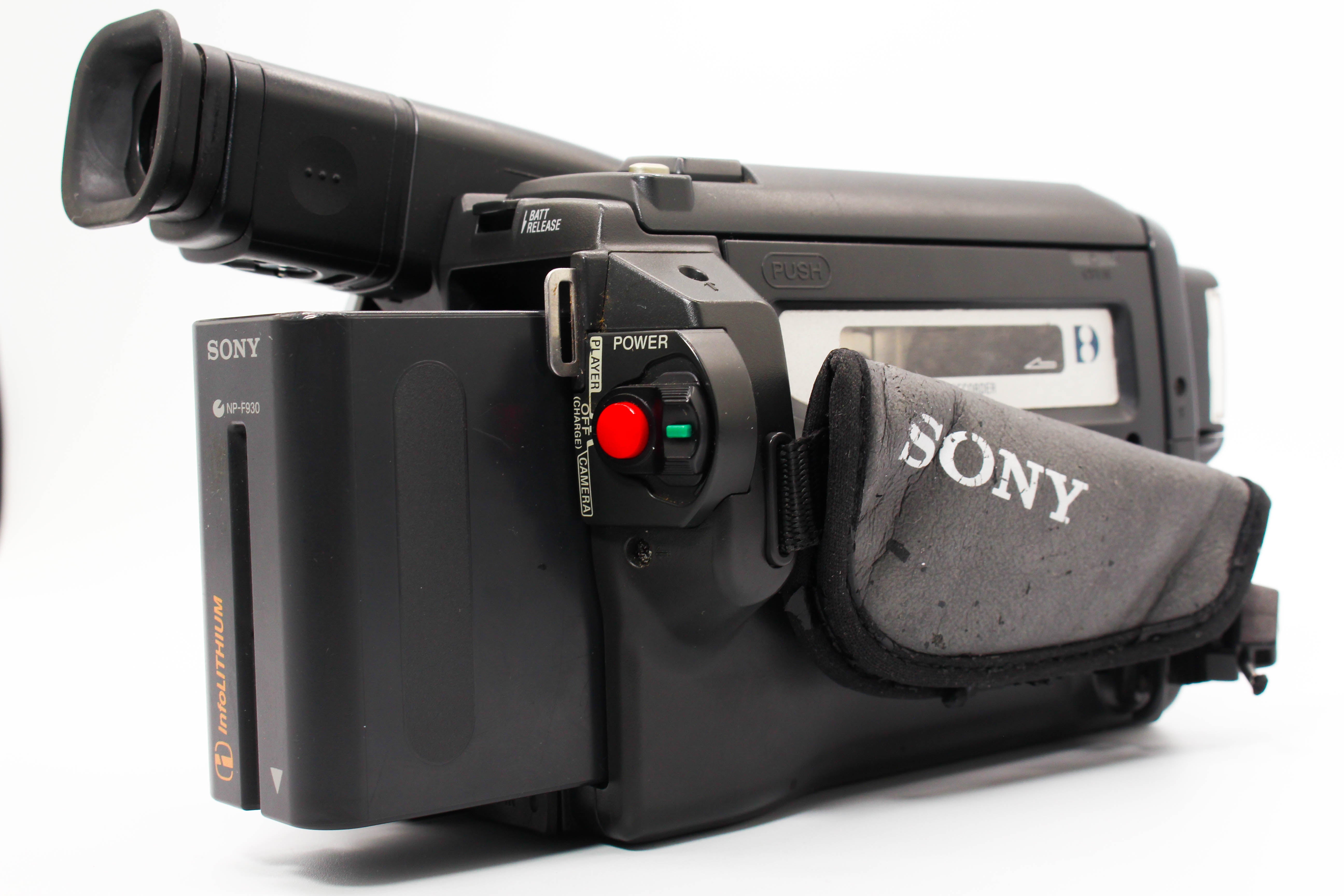 Sony DCR-TRV130E Digital8 Hi8 Video8 Handycam Digital Video Camcorder - Tested Bundle