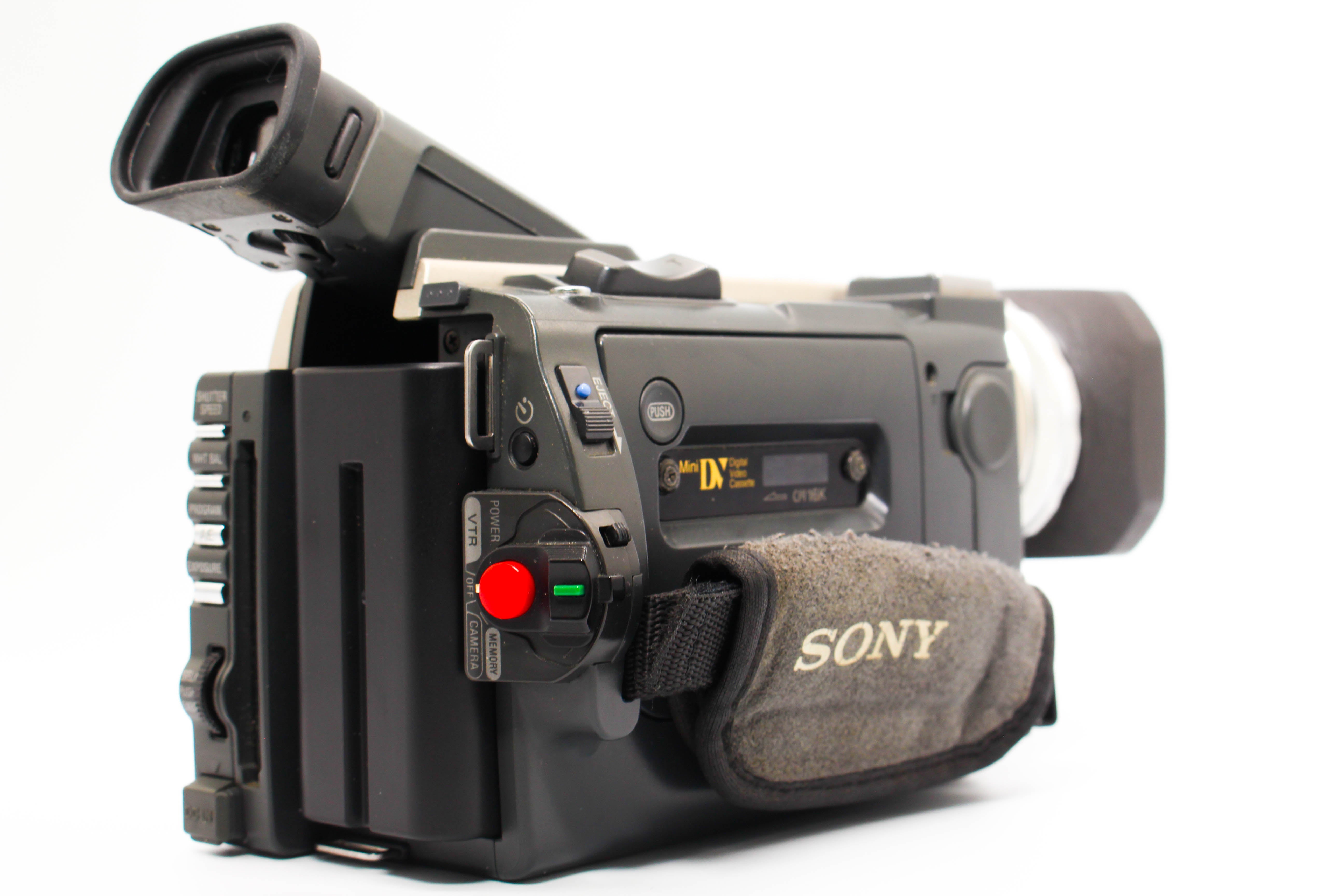 Sony DCR-TRV900E MiniDV Video Handycam Camcorder Camera - Tested Bundle Excellent