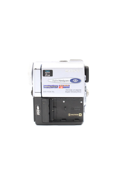 Sony DCR-PC9E MiniDV Digital Video Camcorder
