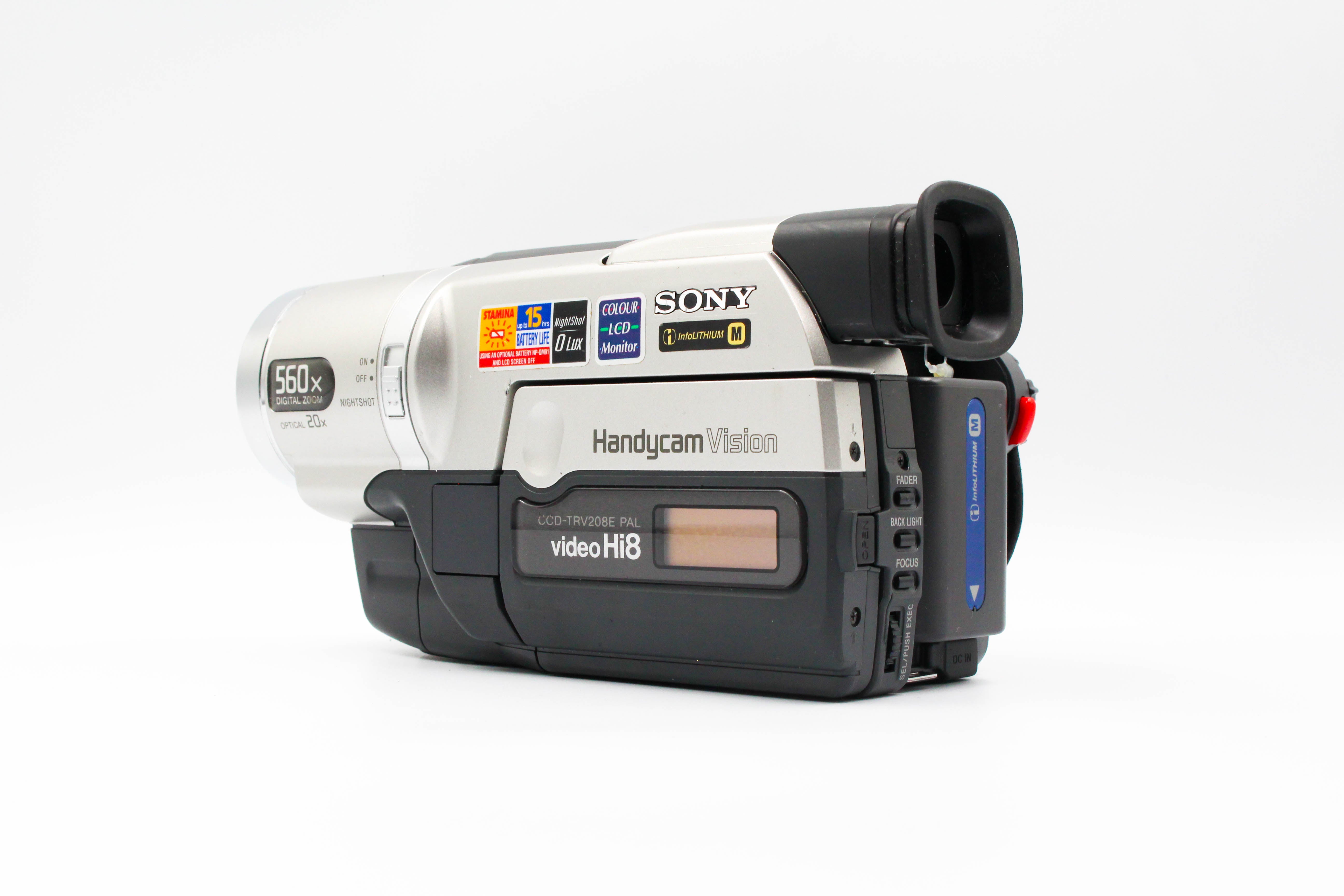 Sony CCD-TRV208E Hi8 Video8 Video Camera Camcorder Handycam - Tested Bundle
