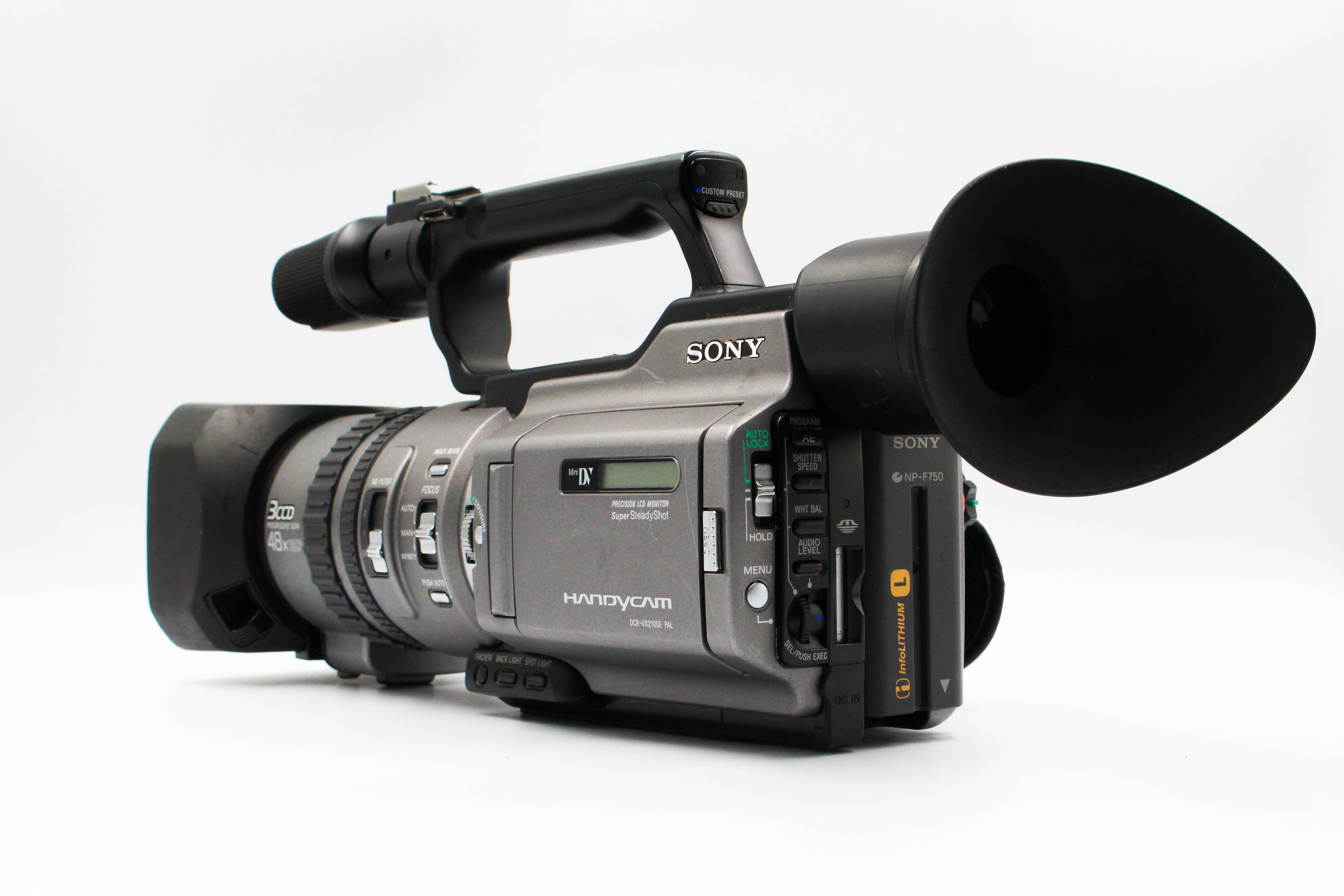 Sony DCR-VX2100E MiniDV Digital Video Camera Camcorder