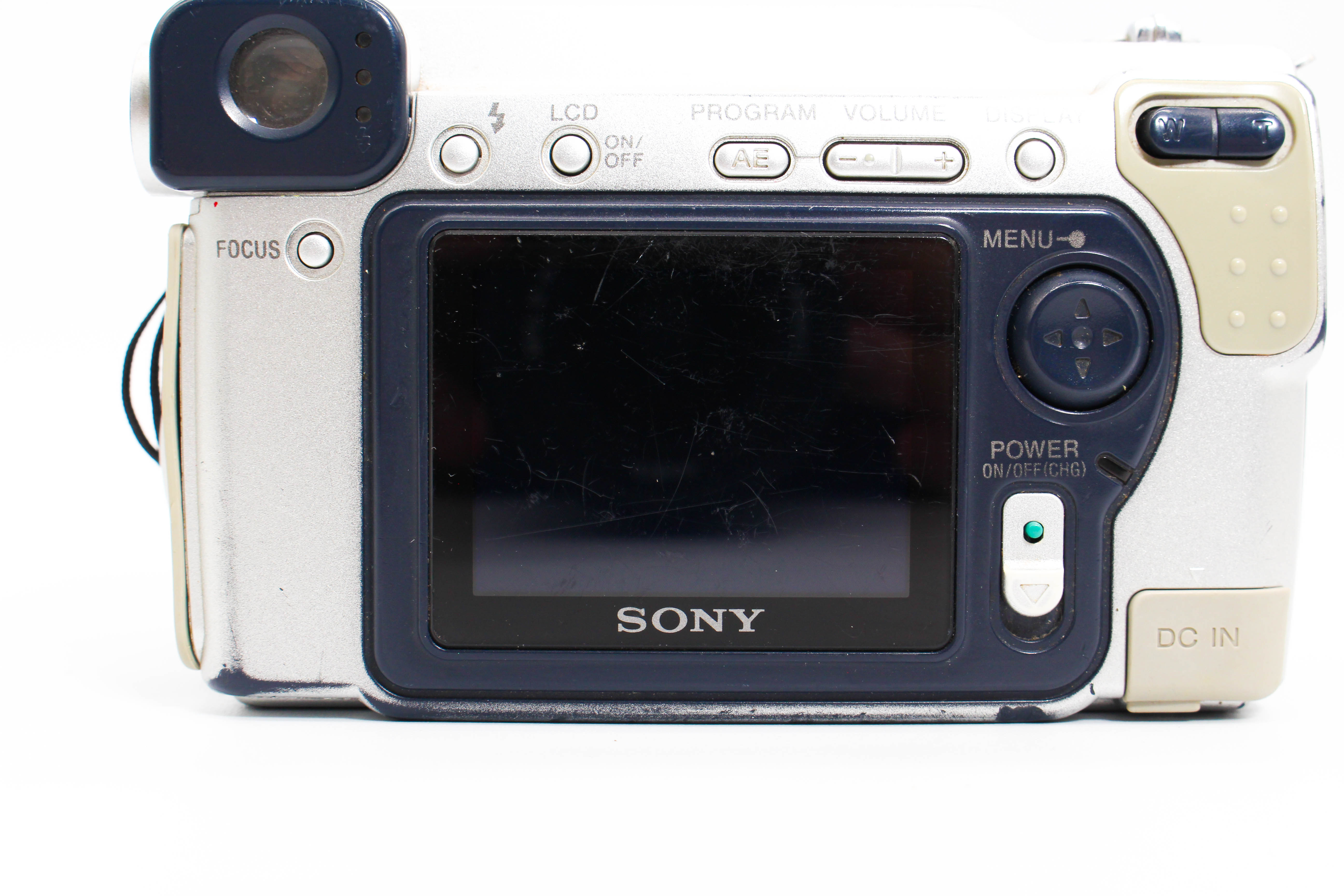Sony Cybershot DSC-S70 Retro Digital Camera Digicam - Tested Bundle Good