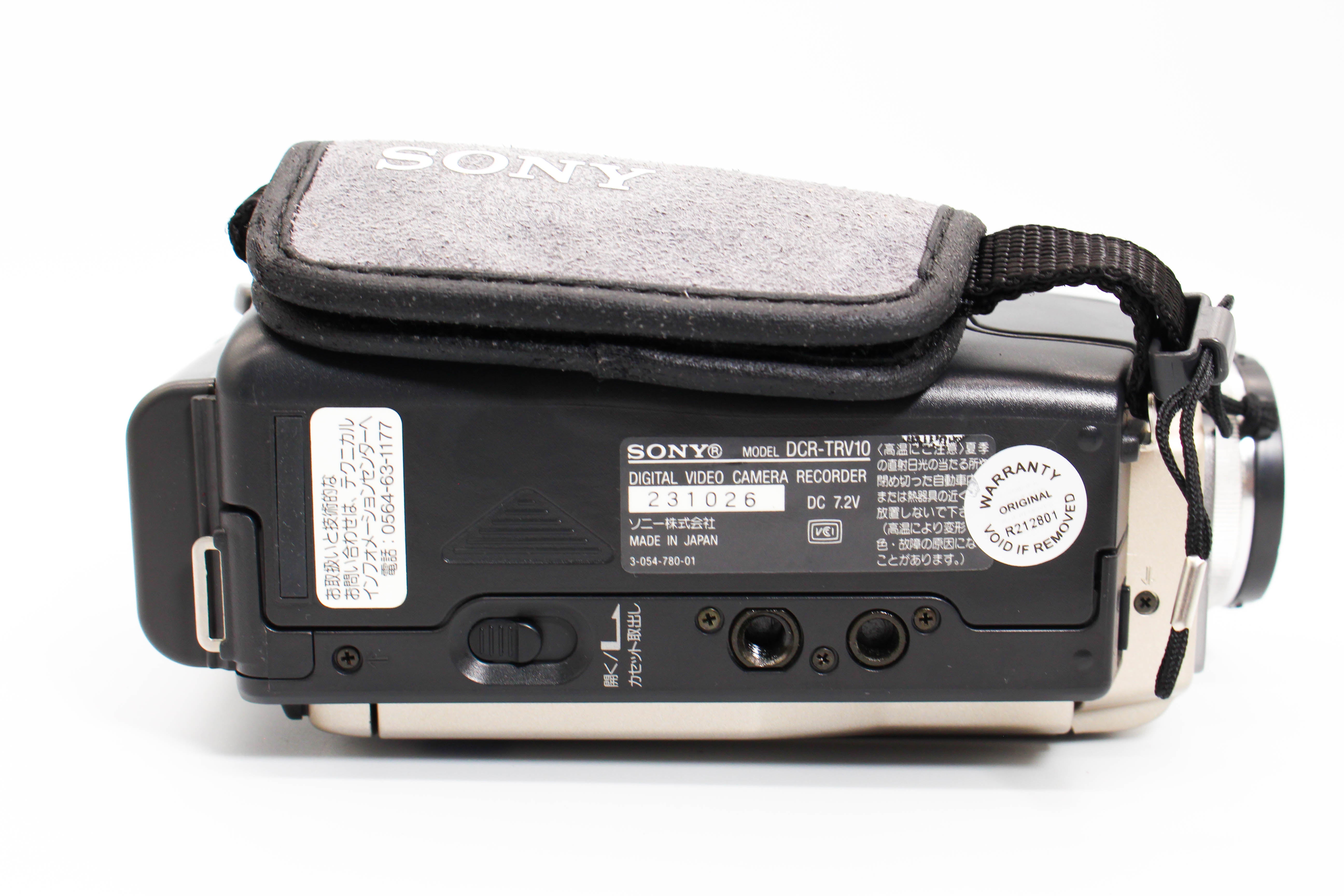 Sony DCR-TRV10 NTSC Japanese MiniDV Video Handycam Camcorder Camera - Tested Bundle Excellent