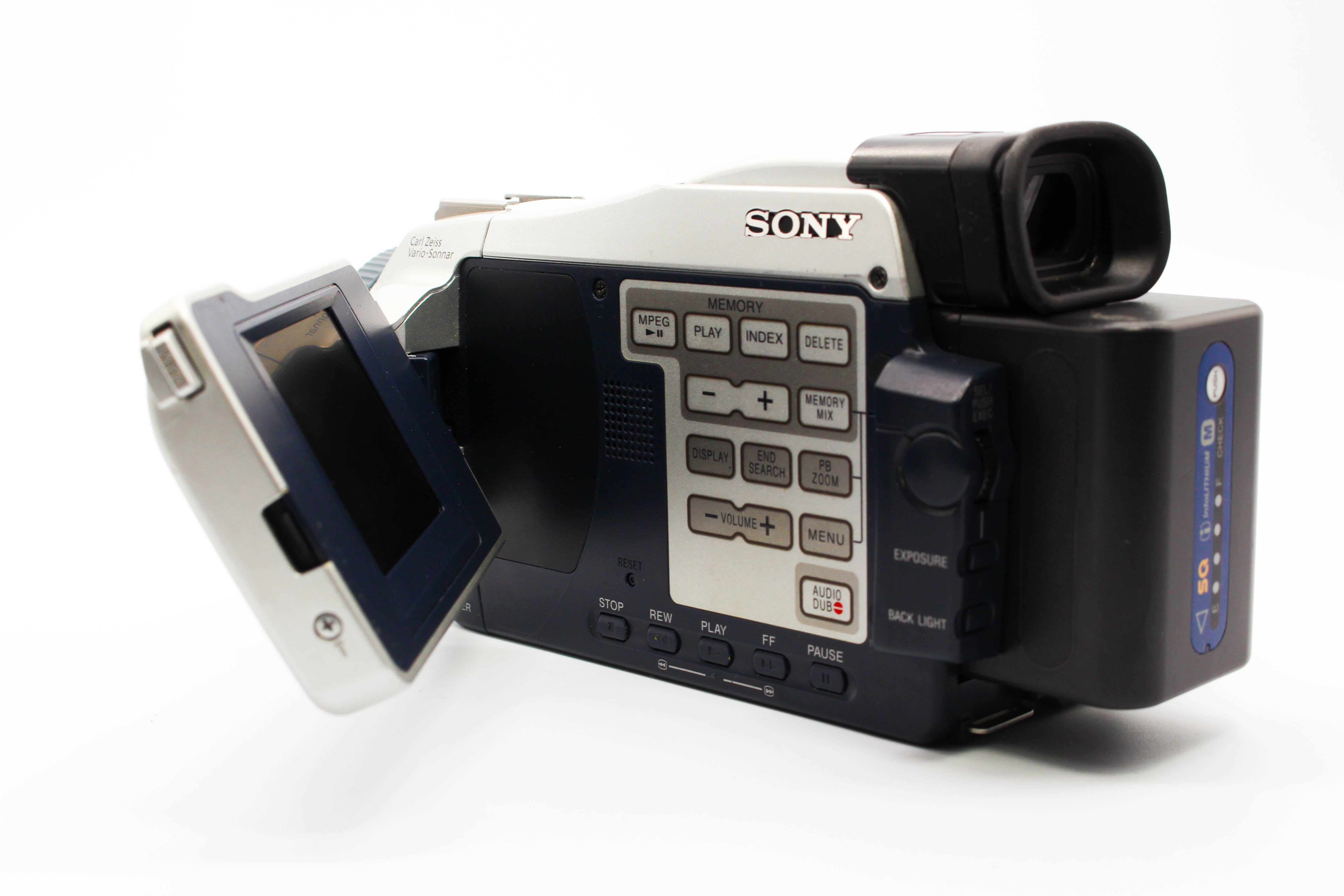 Sony DCR-TRV18E MiniDV Video Handycam Camcorder Camera - Tested Bundle Excellent