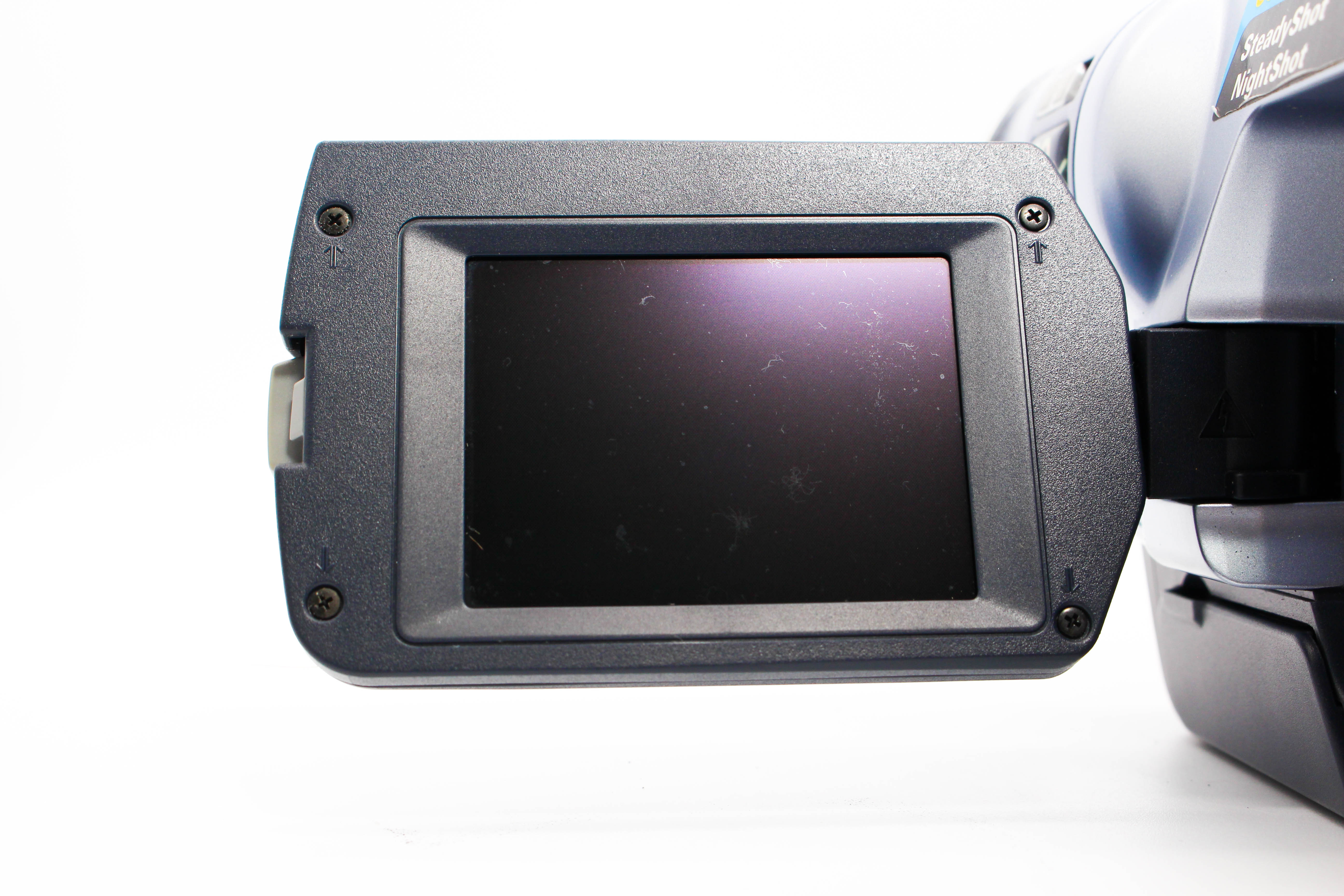 Sony DCR-TRV245E Digital8 Hi8 Video8 Handycam Camcorder Camera - Tested Bundle Excellent