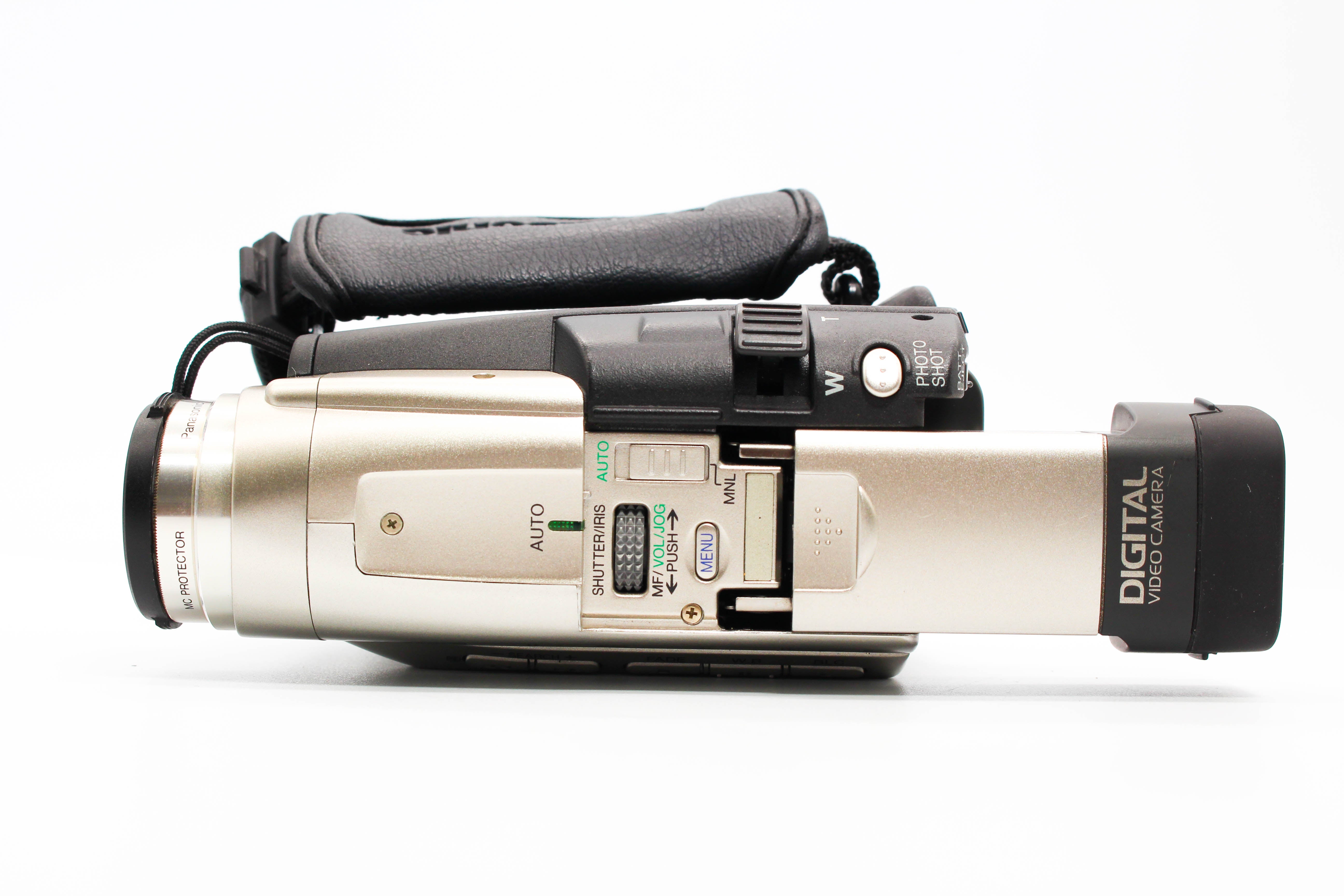 Panasonic NV-DS33B MiniDV Video Handycam Camcorder Camera - Tested Bundle Excellent