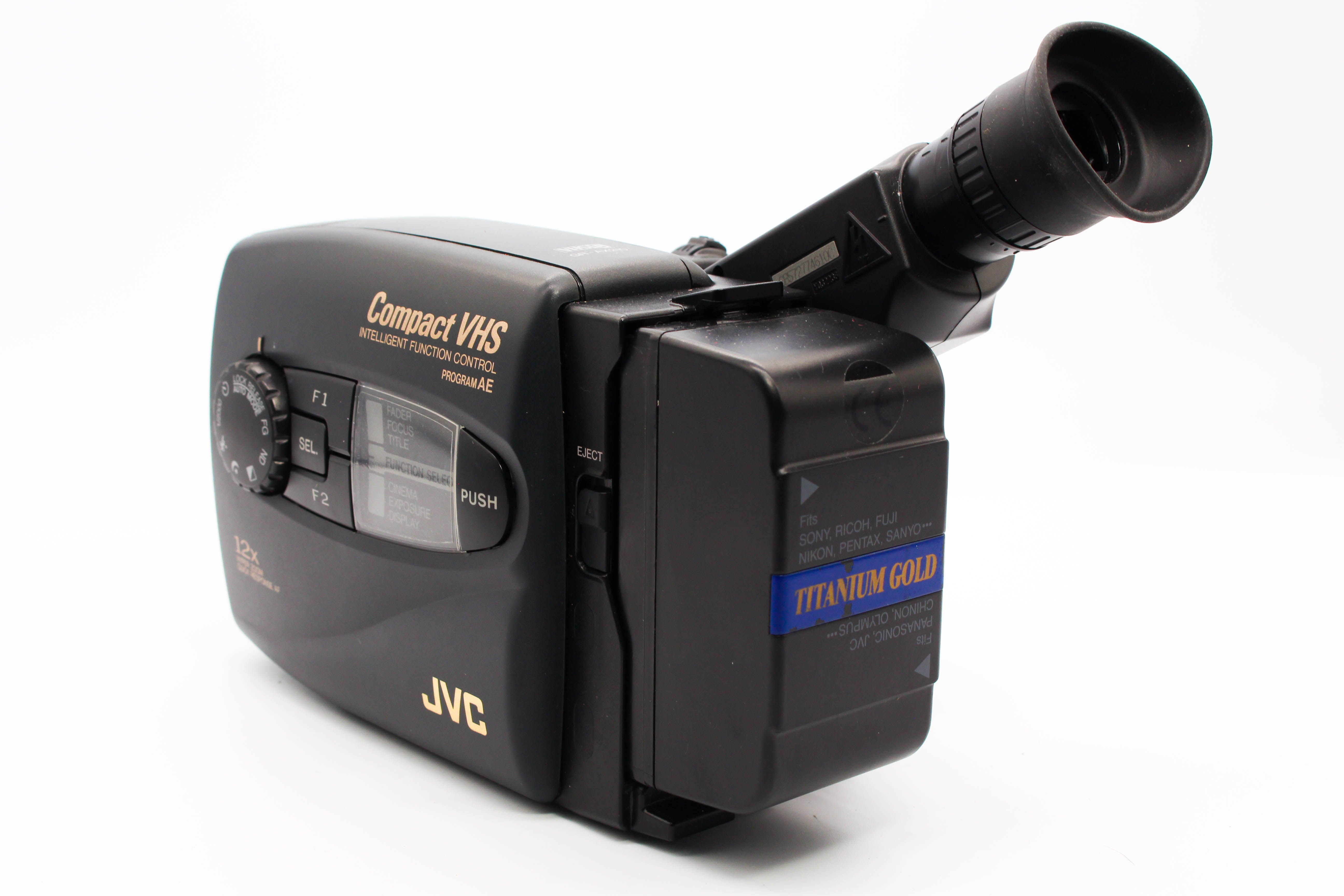 JVC GR-AX210EG VHS-C VHS Handycam Camcorder Camera - Tested Bundle Excellent