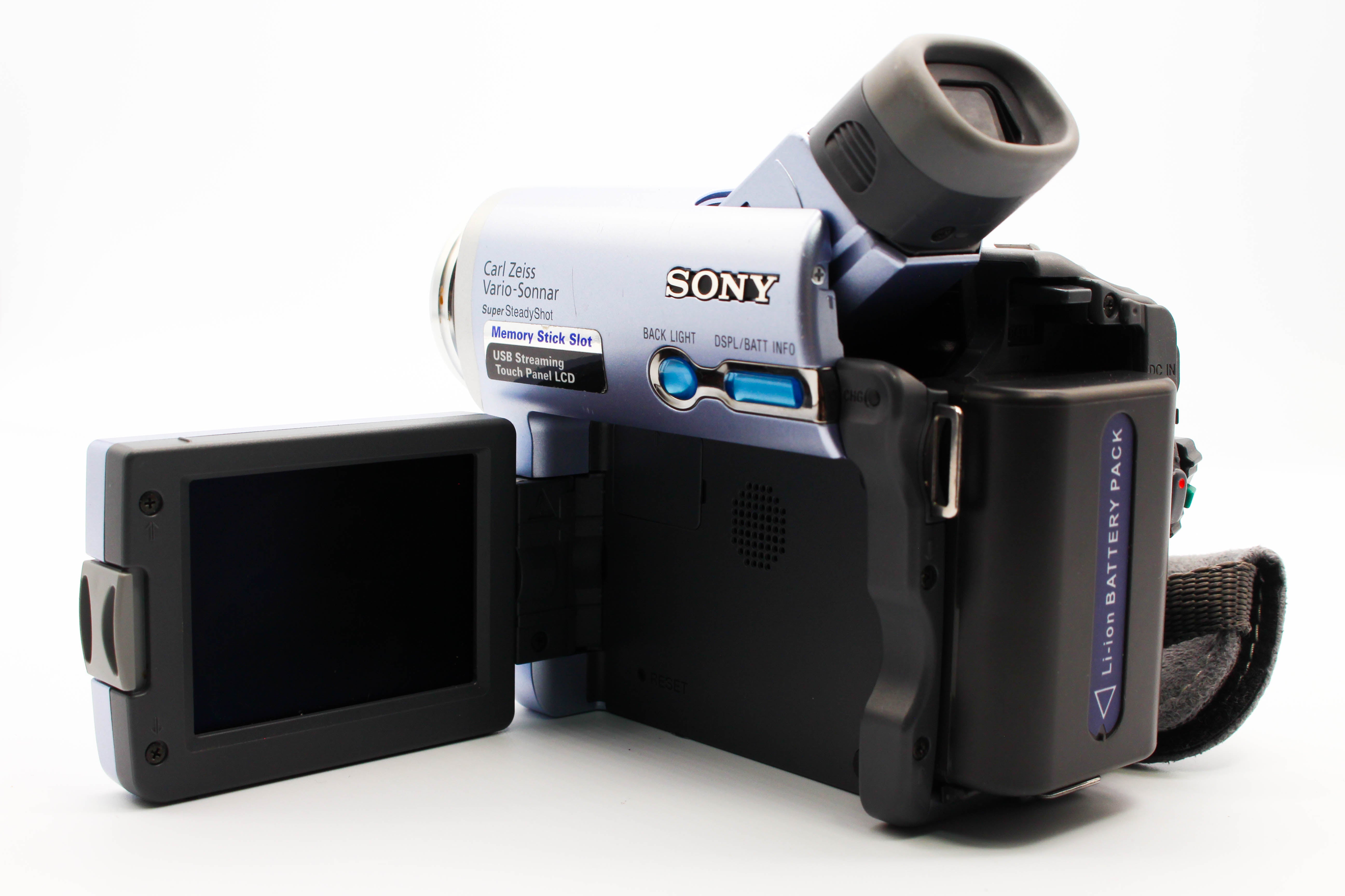 Sony DCR-TRV22E MiniDV Video Handycam Camcorder Camera (Read) - Tested Bundle Excellent