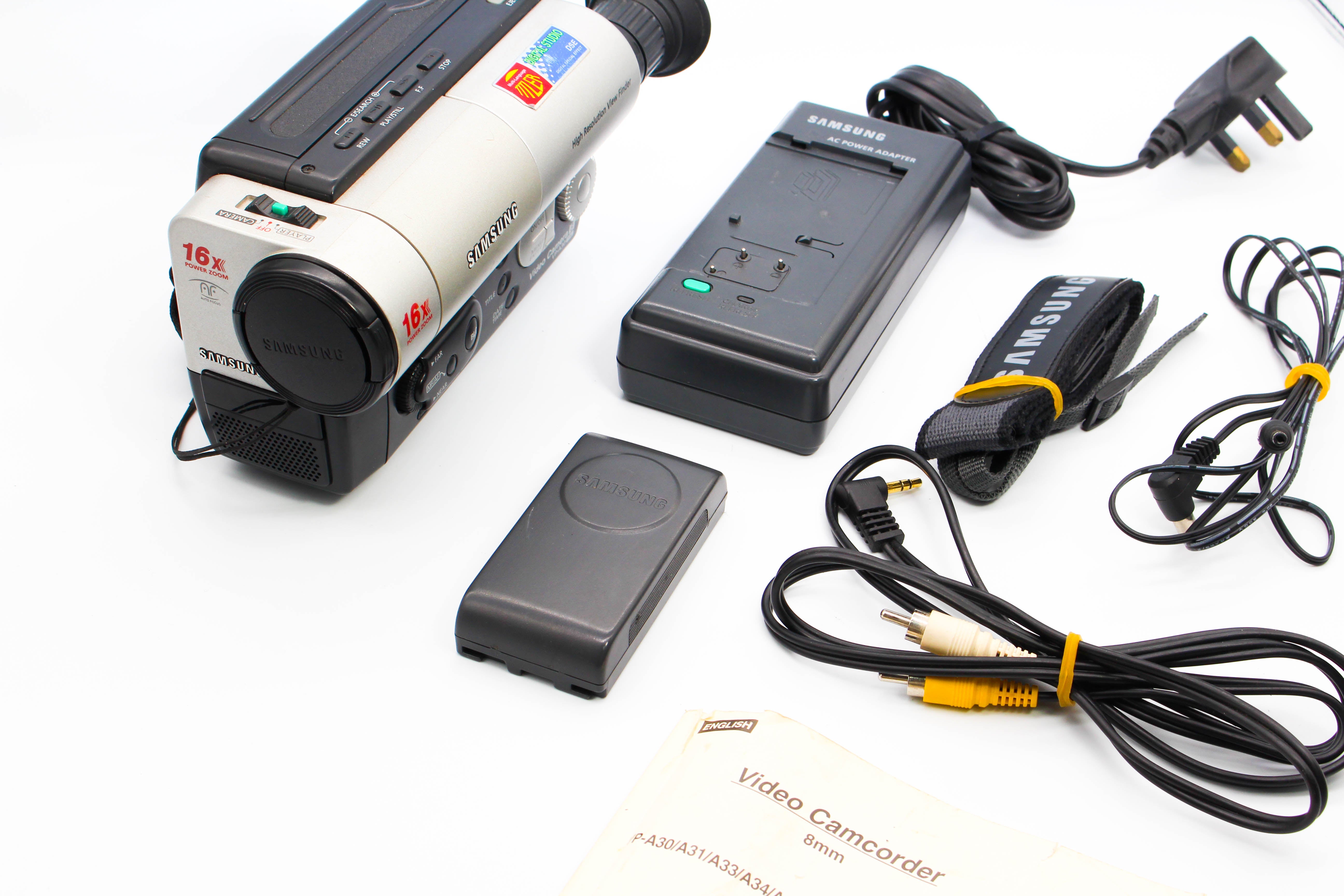 Samsung VP-A30 Video8 8mm Handycam Video Camcorder Camera - Tested Bundle Excellent