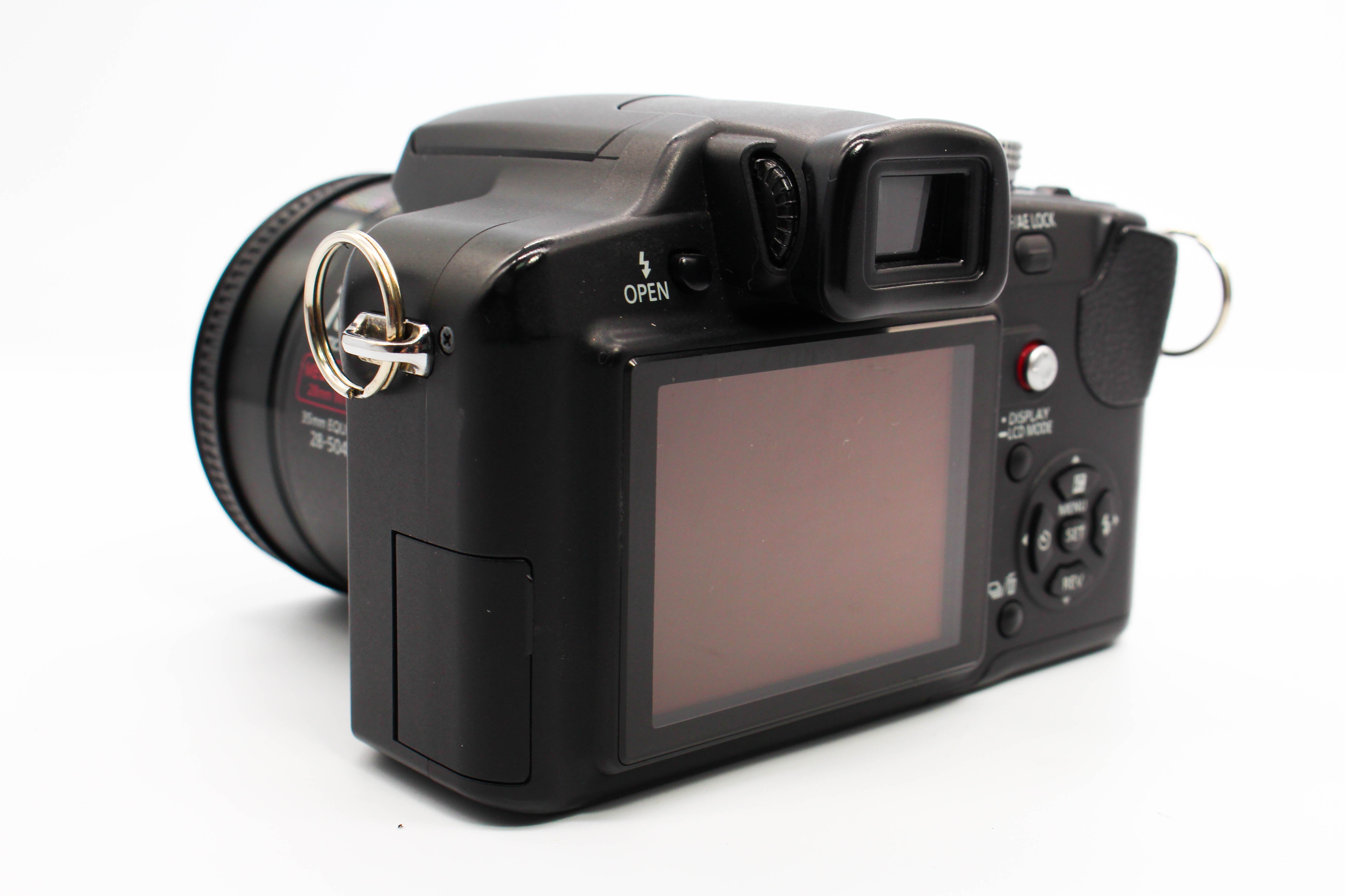 Panasonic Lumix DMC-FZ18 Digital Retro Photo Digital Camera Digicam - Tested Bundle Excellent
