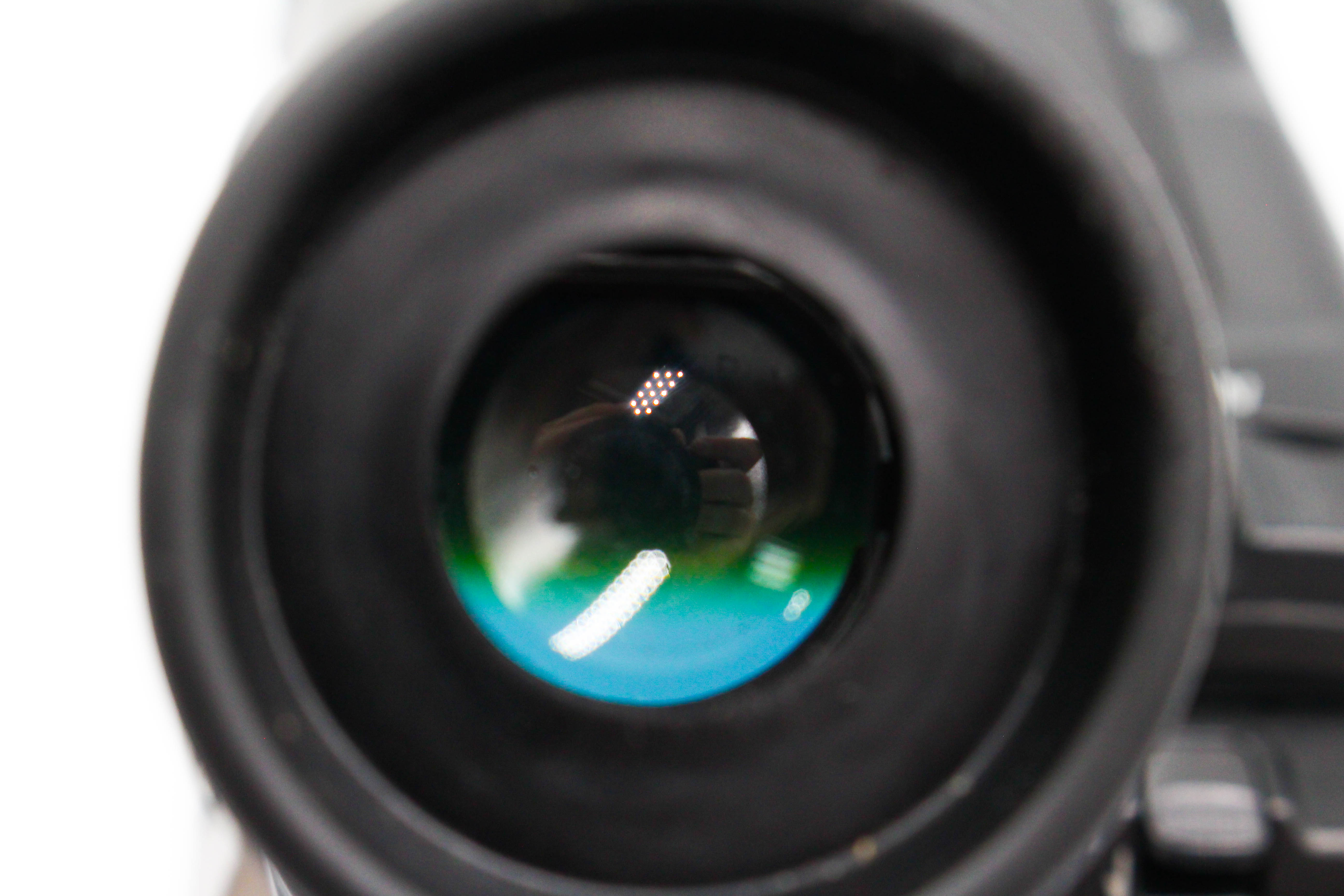 Sony CCD-TR840E Hi8 Video8 Handycam Handycam Video Camcorder Camera