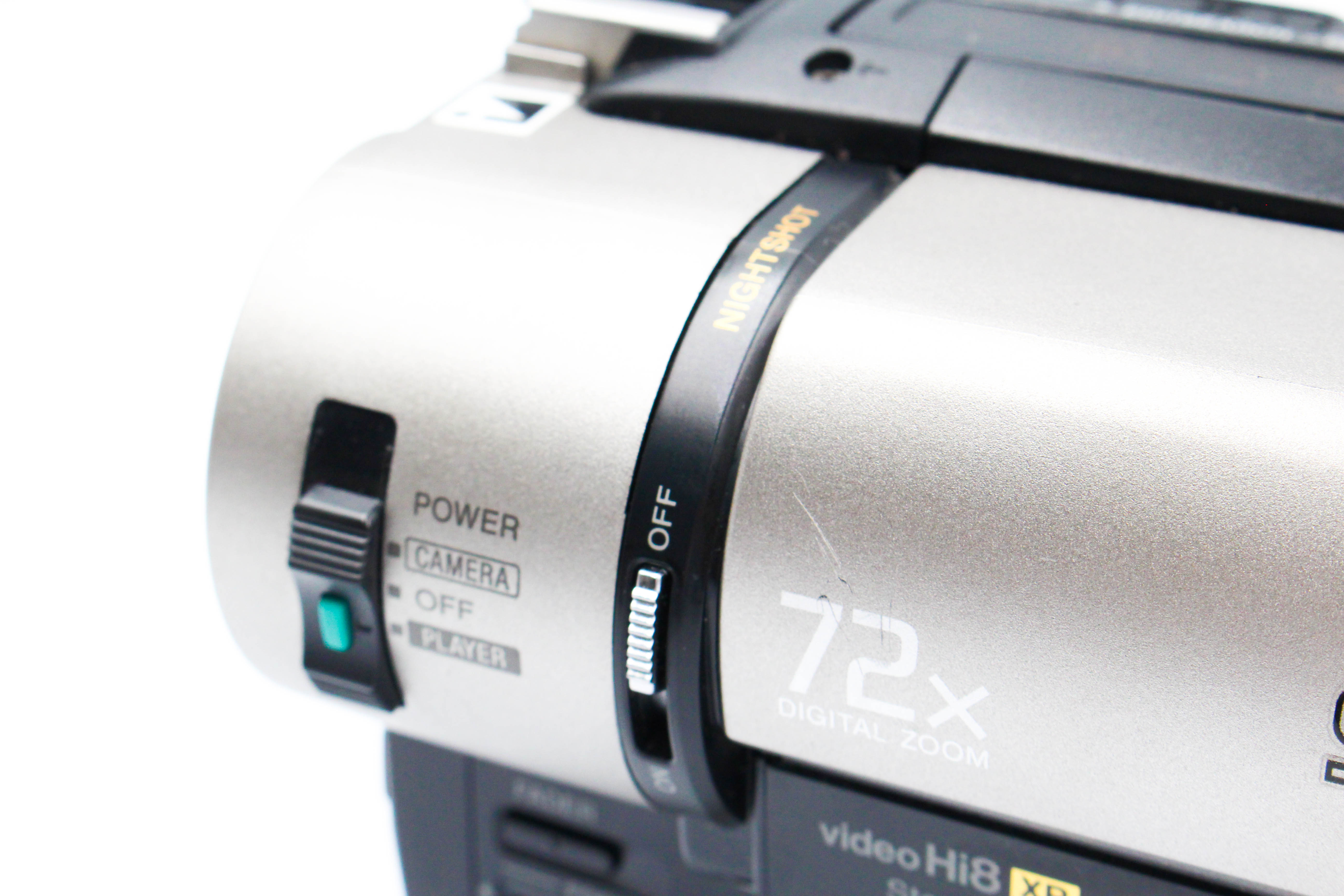 Sony CCD-TR840E Hi8 Video8 Handycam Handycam Video Camcorder Camera