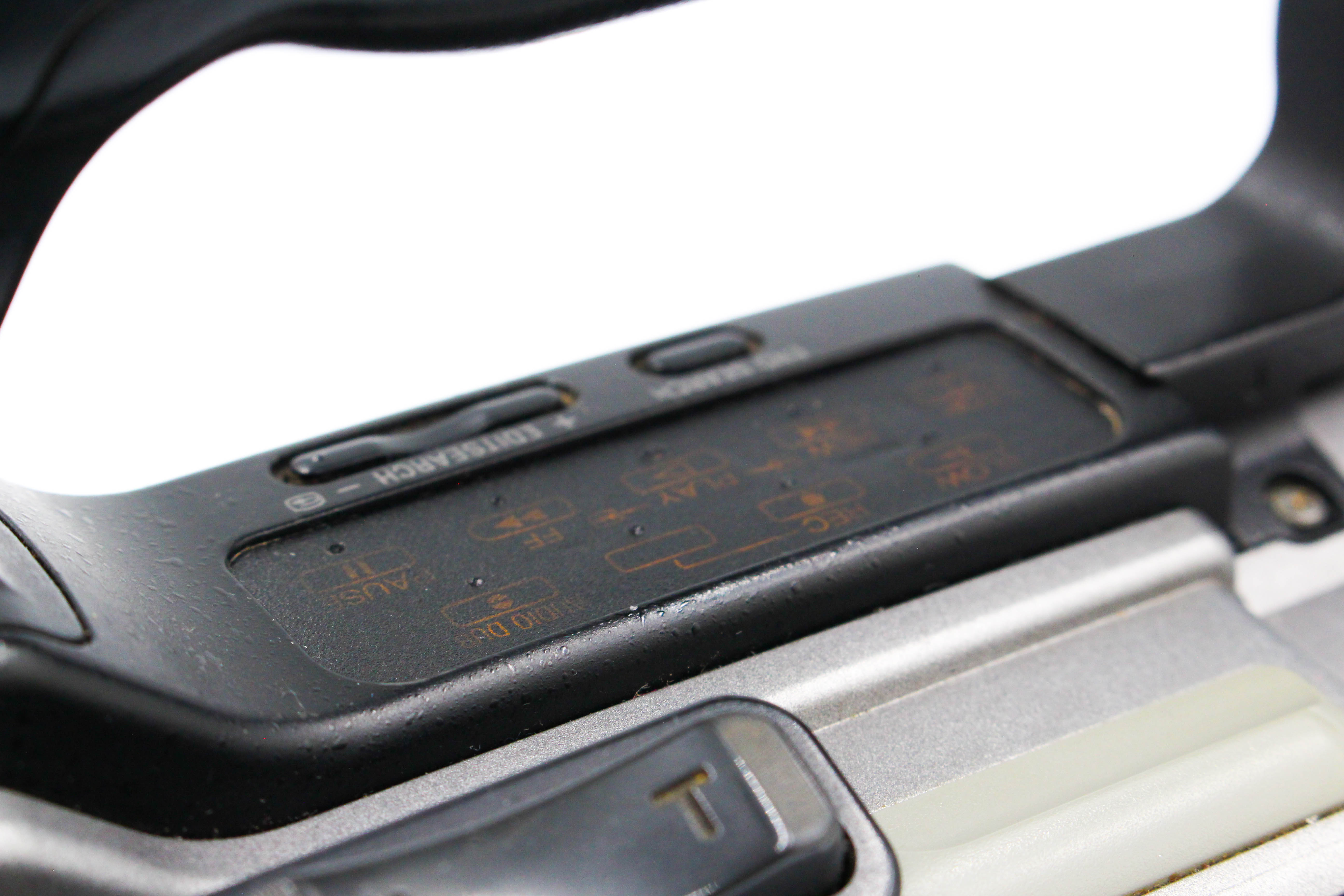 Sony DCR-VX2100E MiniDV Handycam Digital Video Camera Camcorder