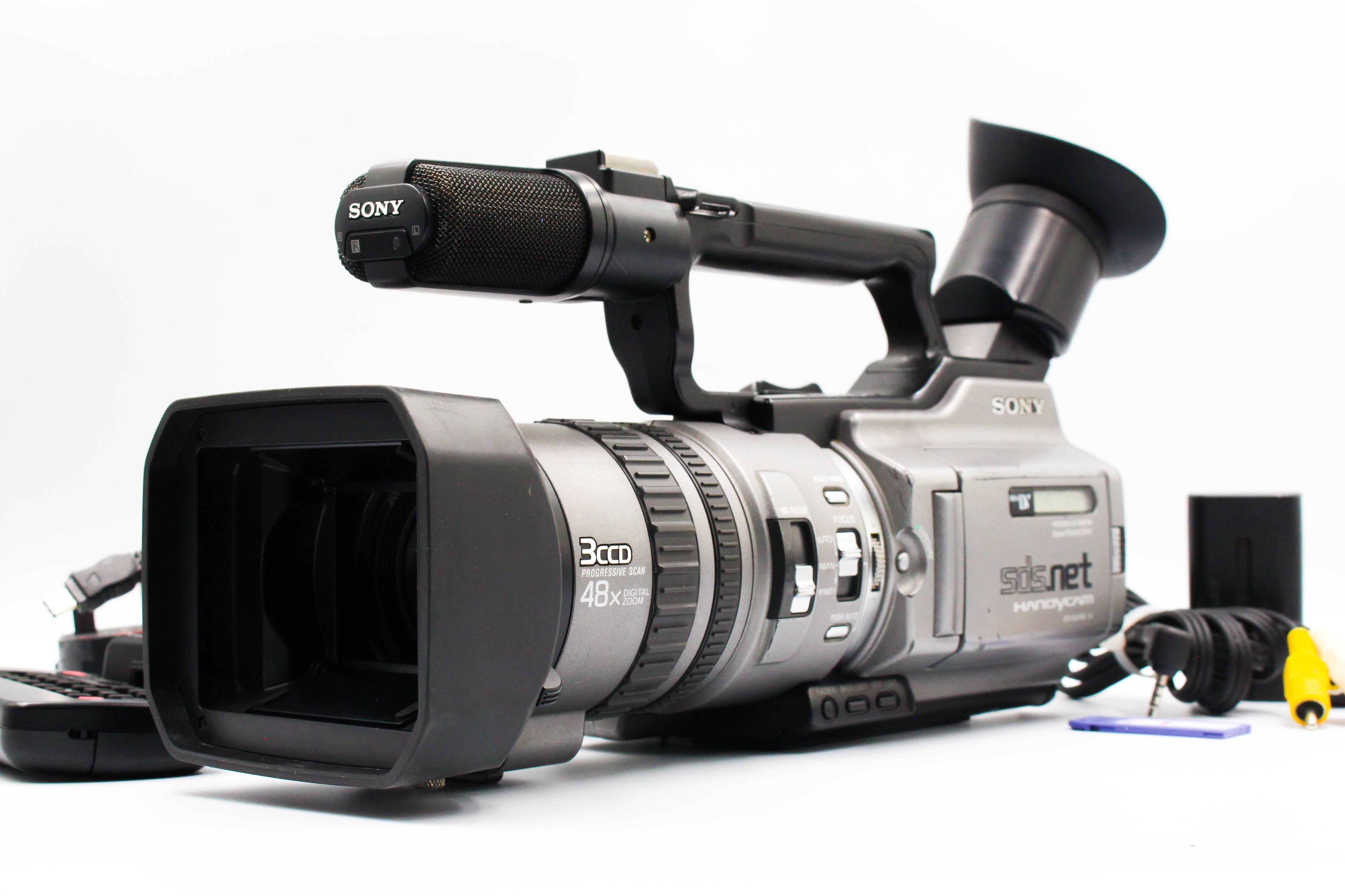 Sony DCR-VX2100E MiniDV Handycam Digital Video Camera Camcorder