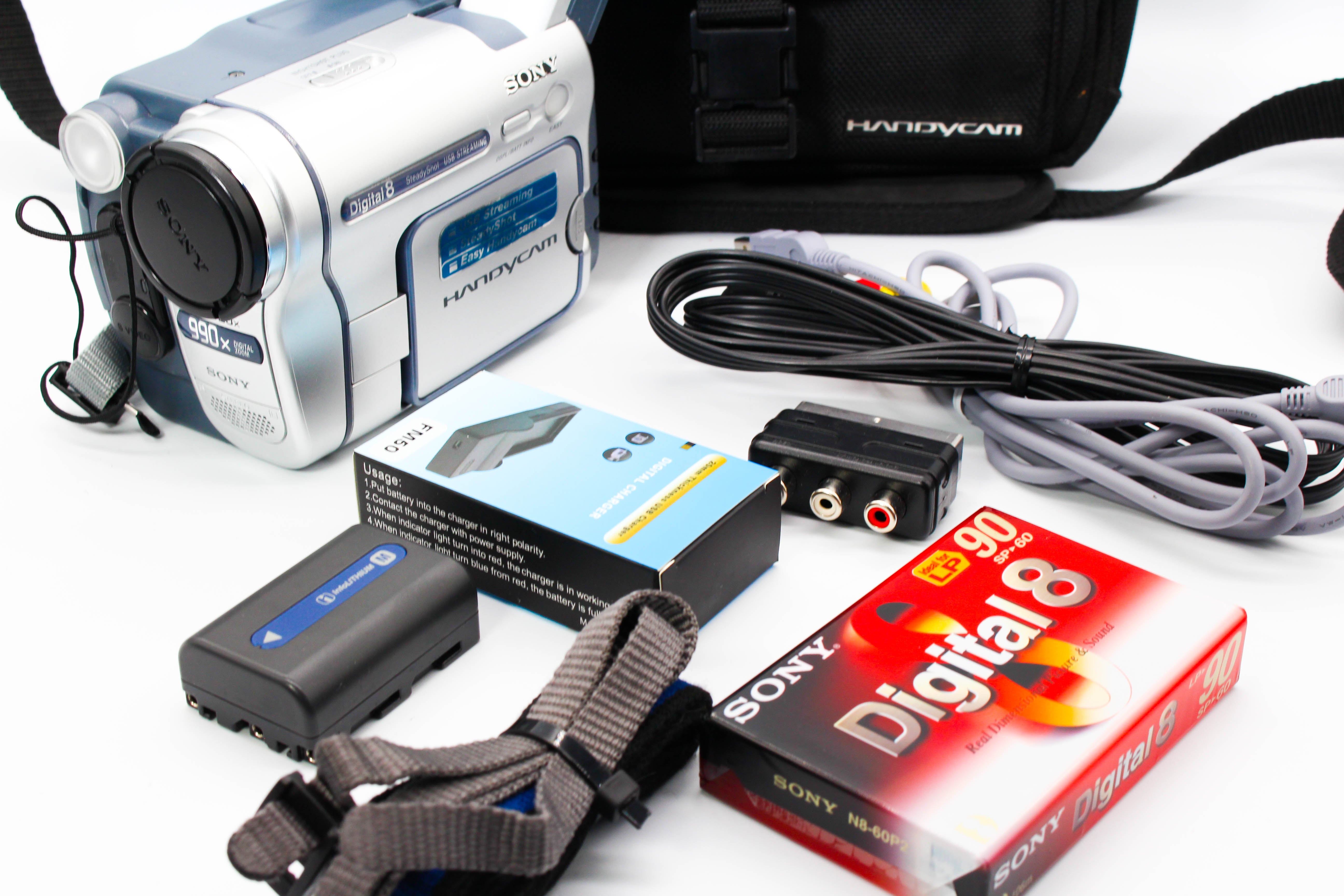 Sony DCR-TRV255E Digital8 Hi8 Video8 Digital Video Handycam Camera Camcorder - Tested Bundle Good