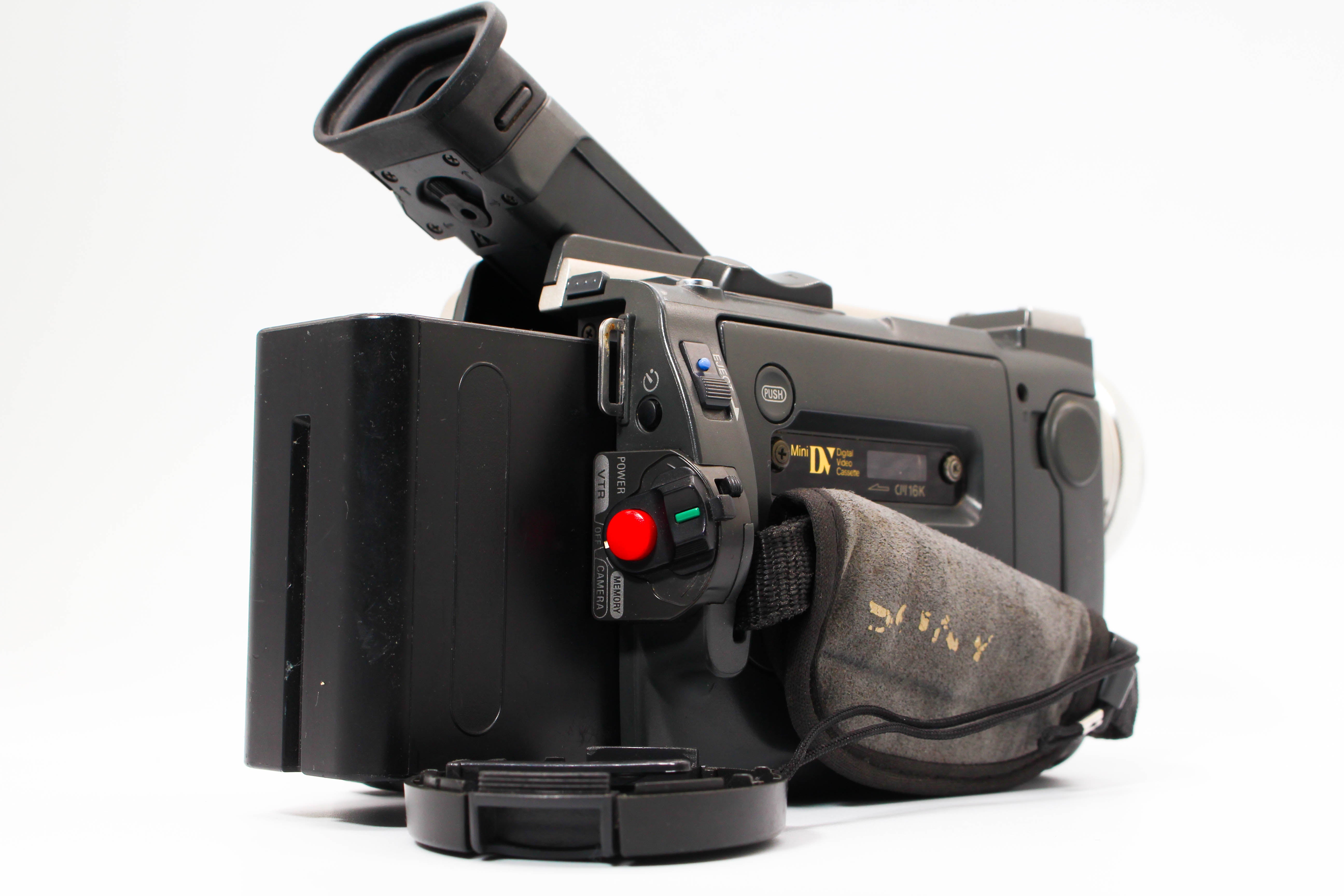 Sony DCR-TRV900E MiniDV Handycam Tape Digital Video Camcorder - Tested Bundle Excellent