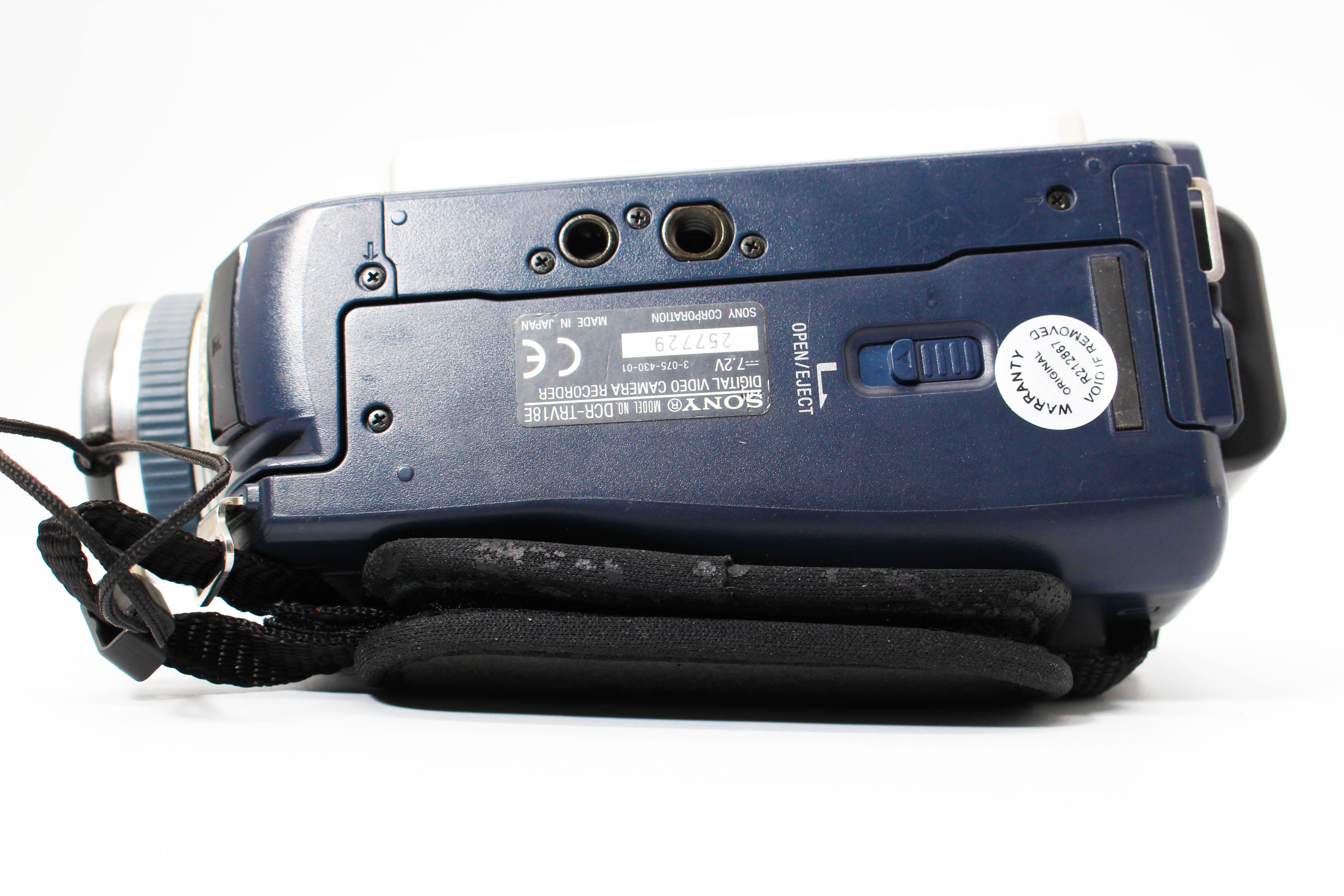 Sony DCR-TRV18E MiniDV Handycam Tape Digital Video Camcorder - Tested Bundle Good