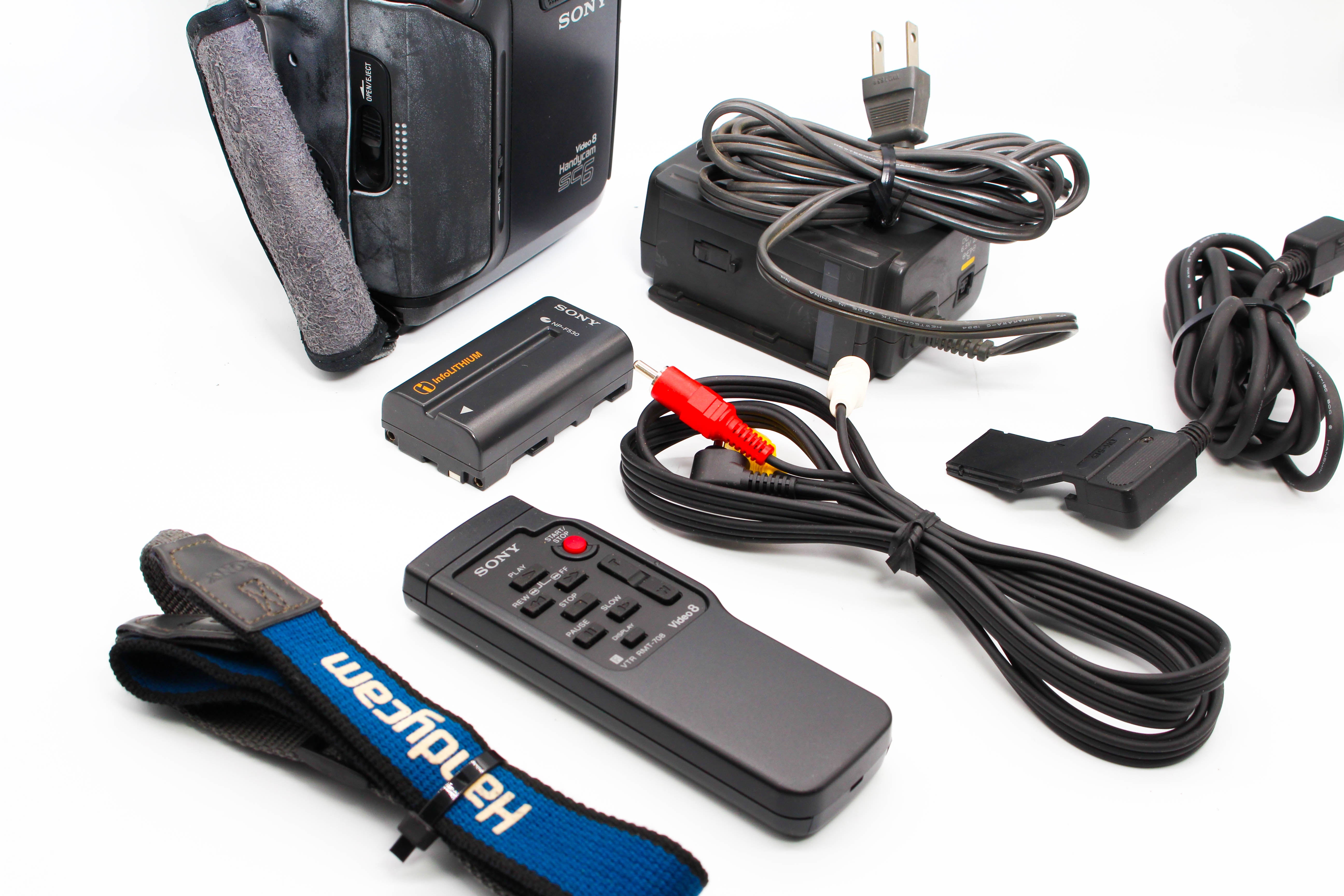 Sony CCD-SC6E Video8 8mm Handycam Video Camcorder Camera - Tested Bundle