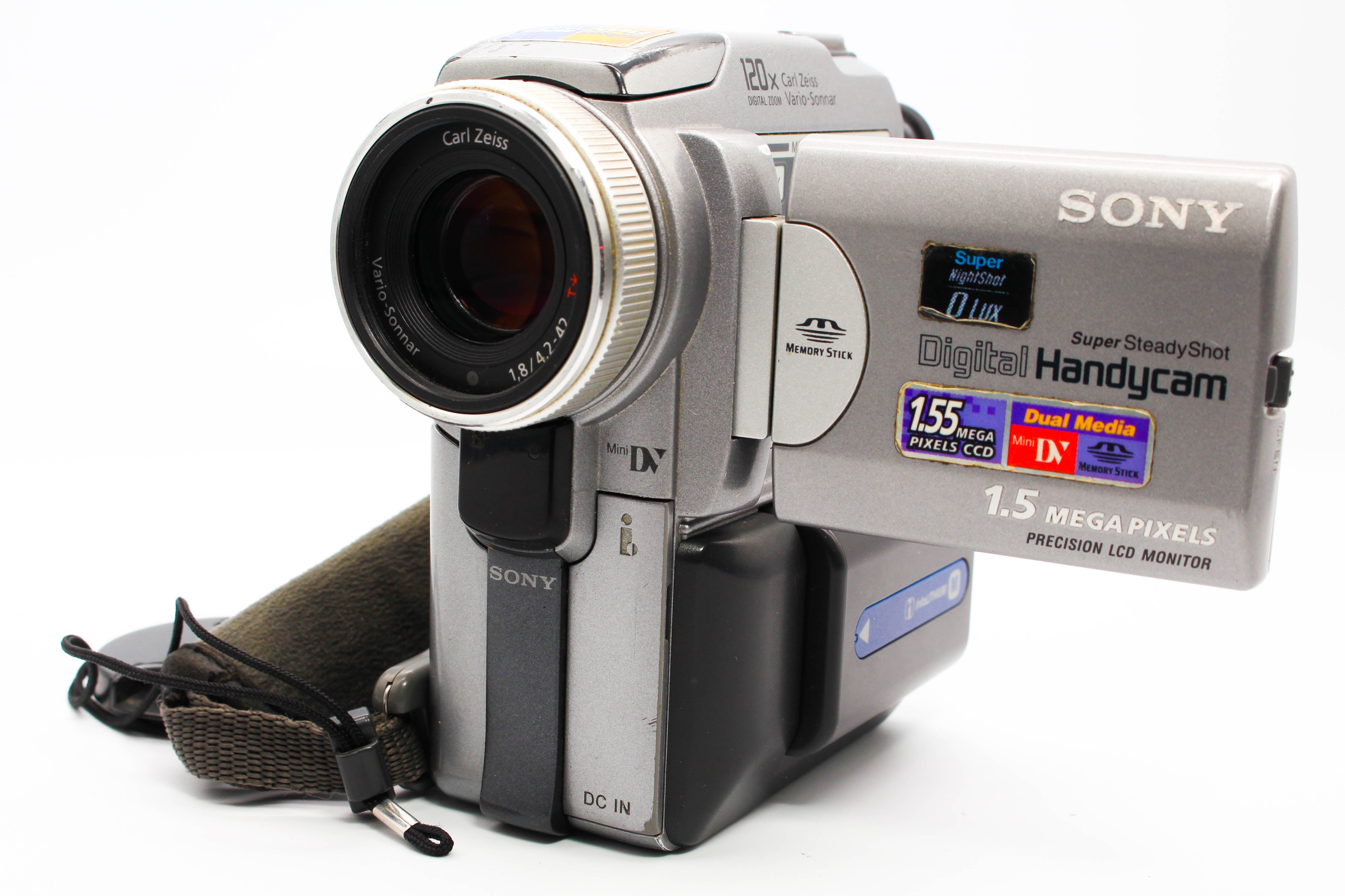Sony DCR-PC115E MiniDV Digital Video Handycam Camcorder - Tested Bundle Good