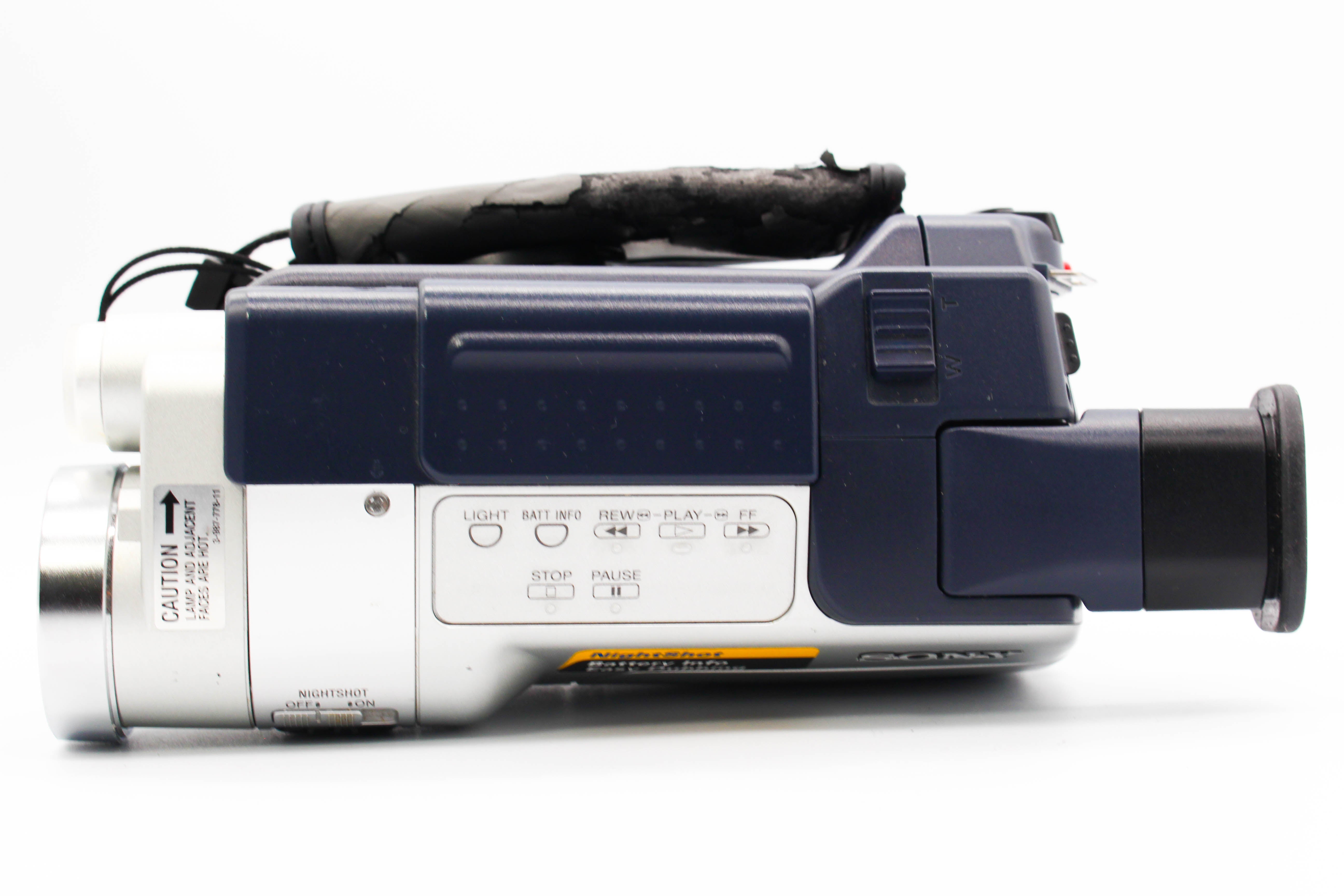Sony CCD-TRV218E Hi8 Analog Camcorder Handycam Video Camera - Tested Bundle Good