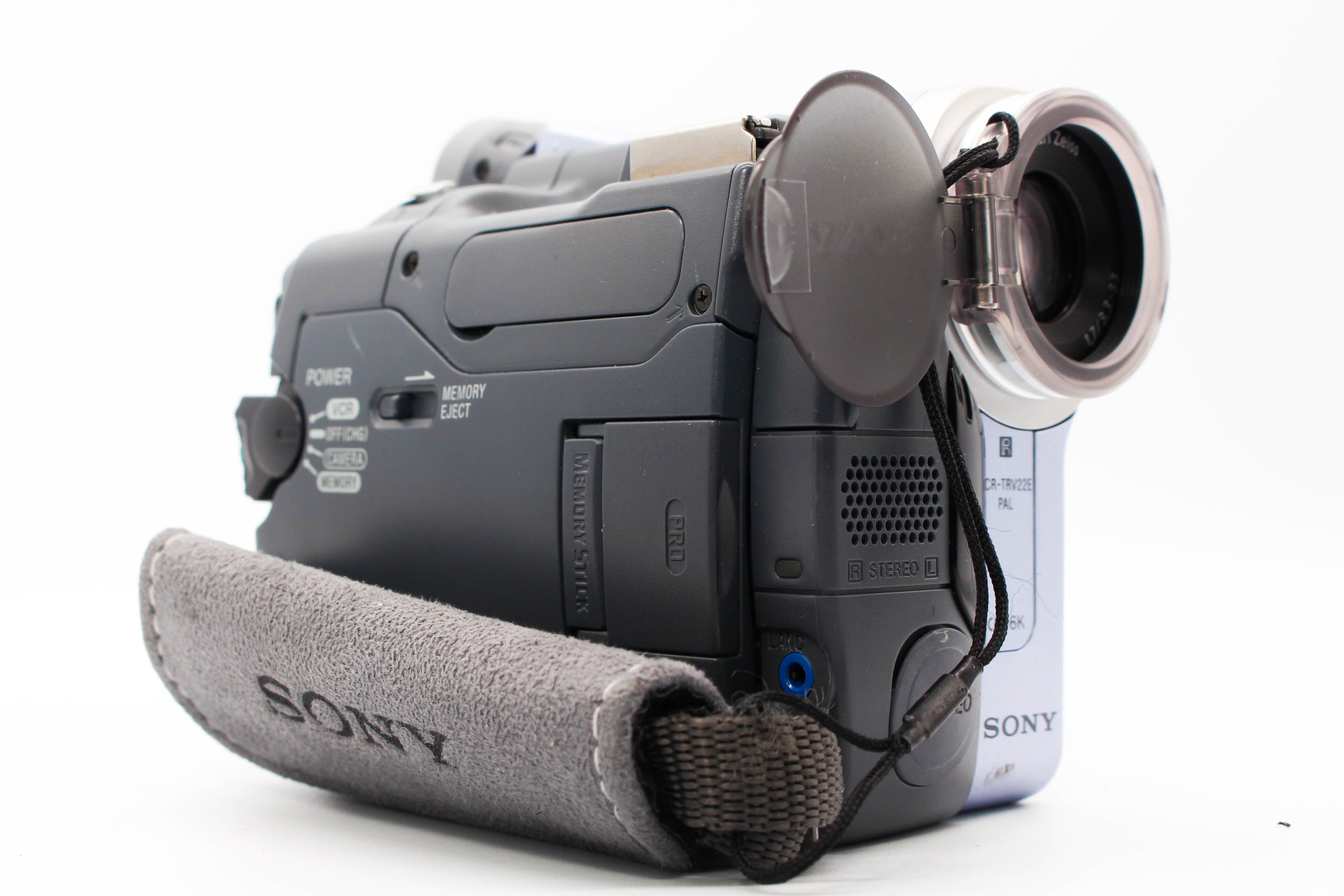 Sony DCR-TRV22E MiniDV Handycam Tape Digital Video Camcorder - Tested Bundle Good